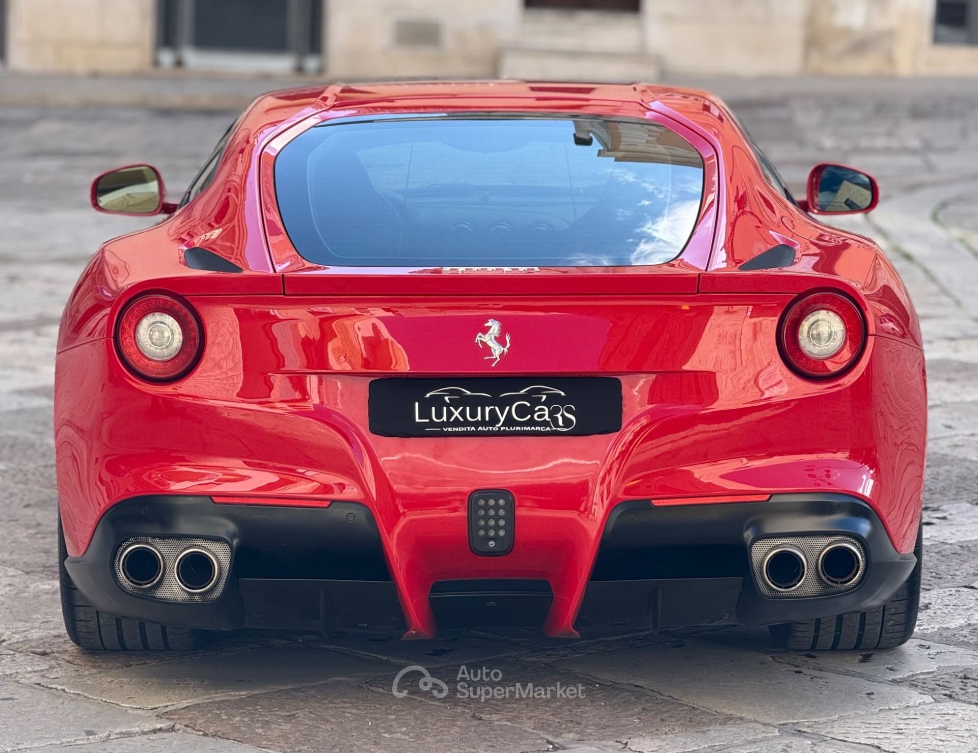 Ferrari F12
