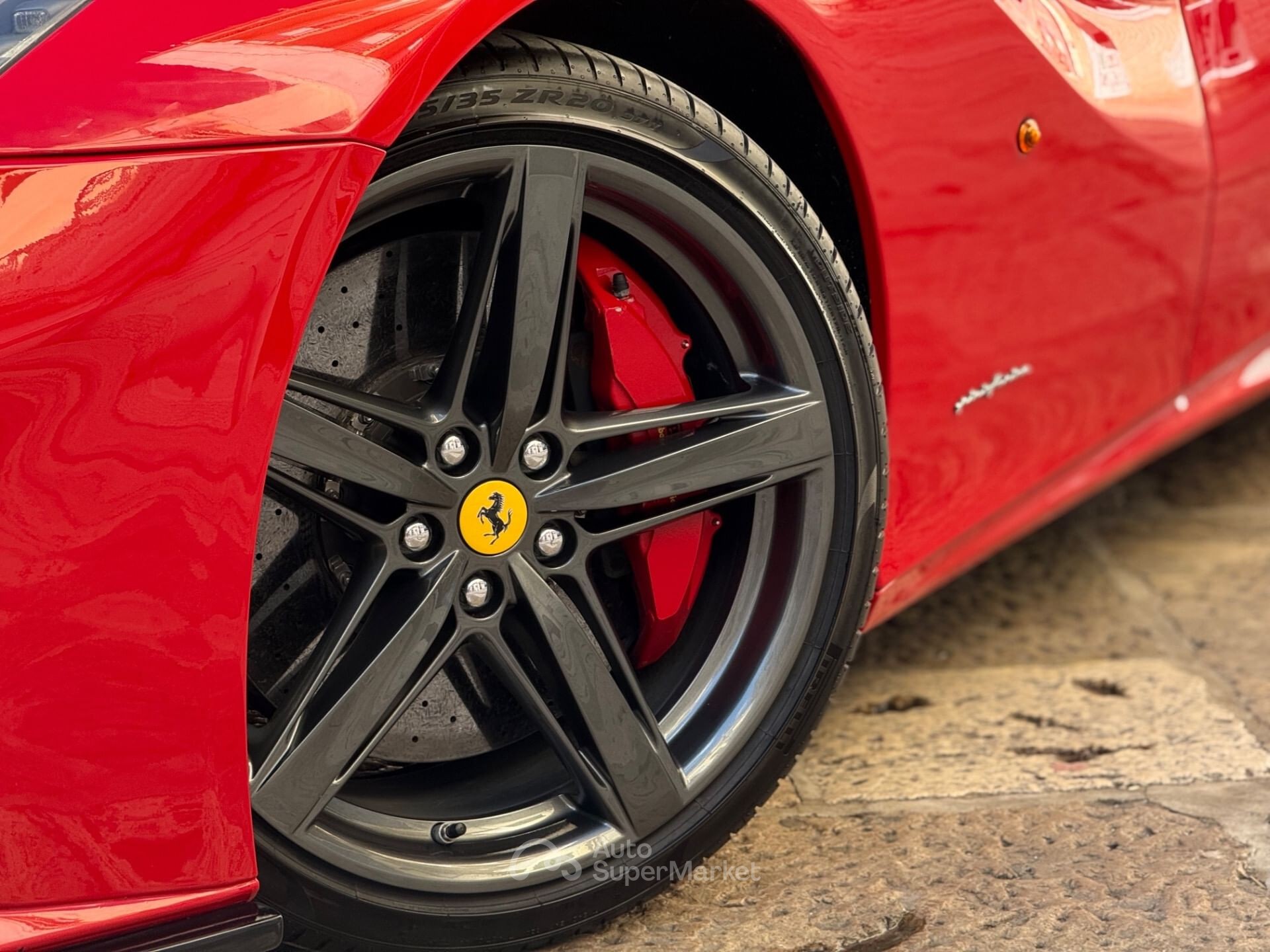 Ferrari F12