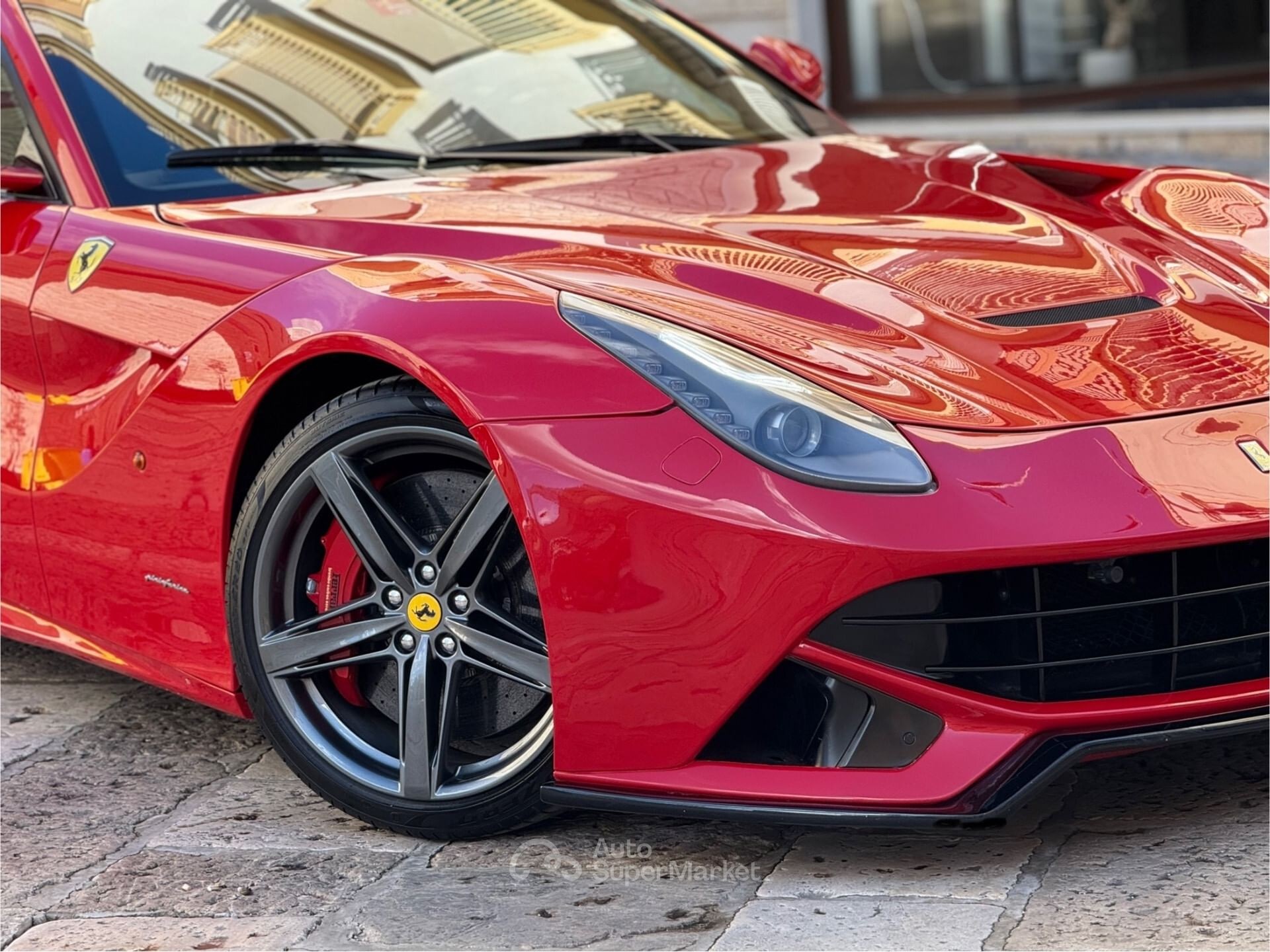 Ferrari F12