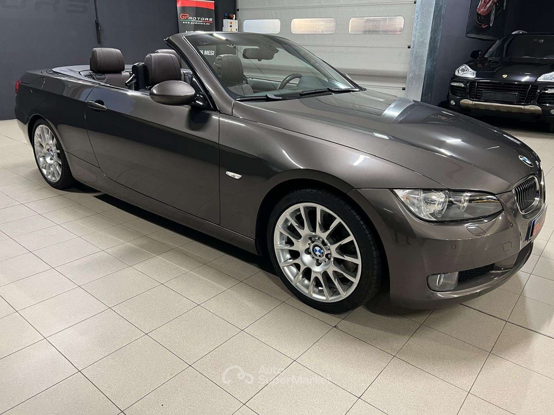 BMW Serie 3 330i