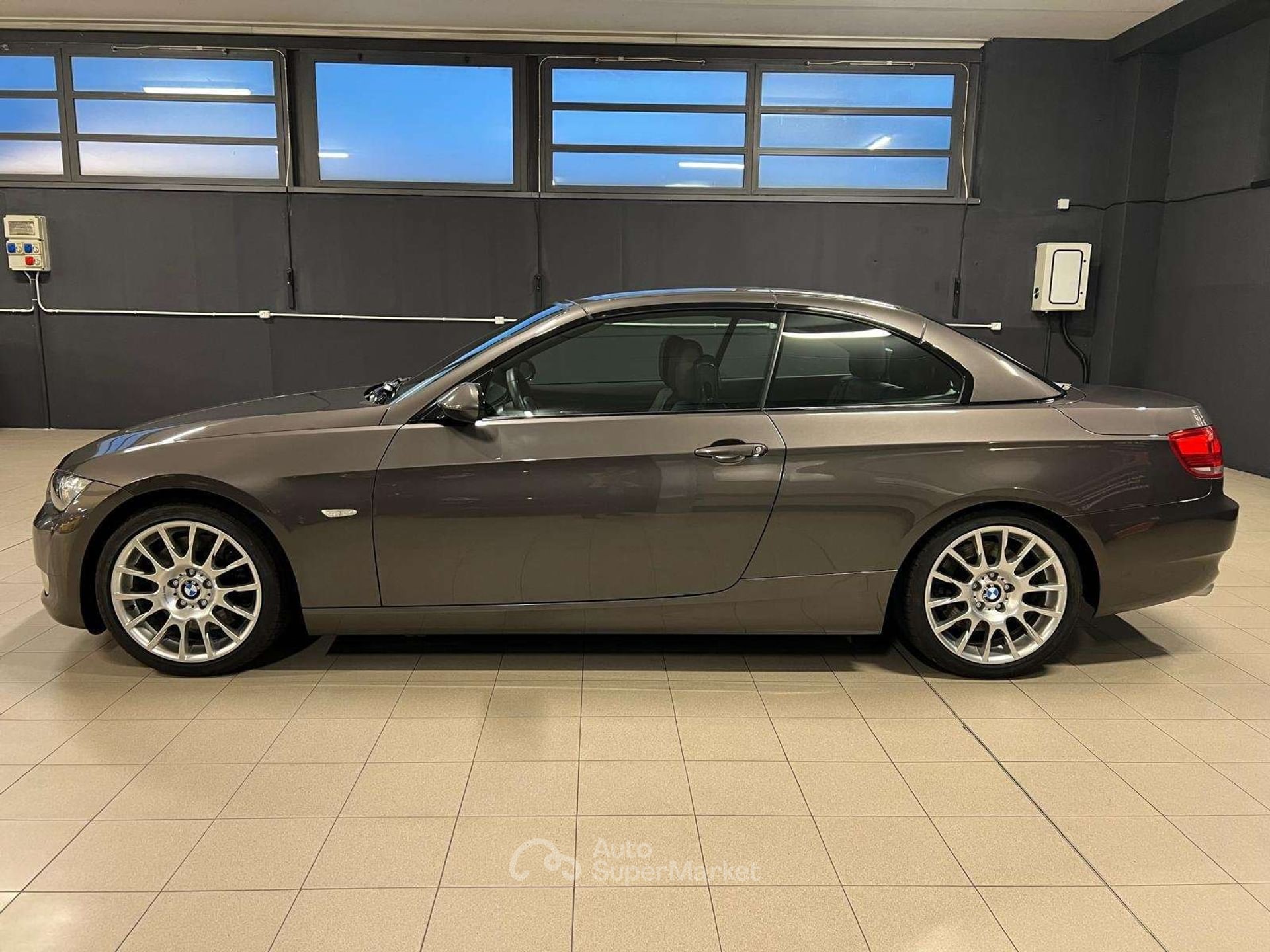 BMW Serie 3 330i