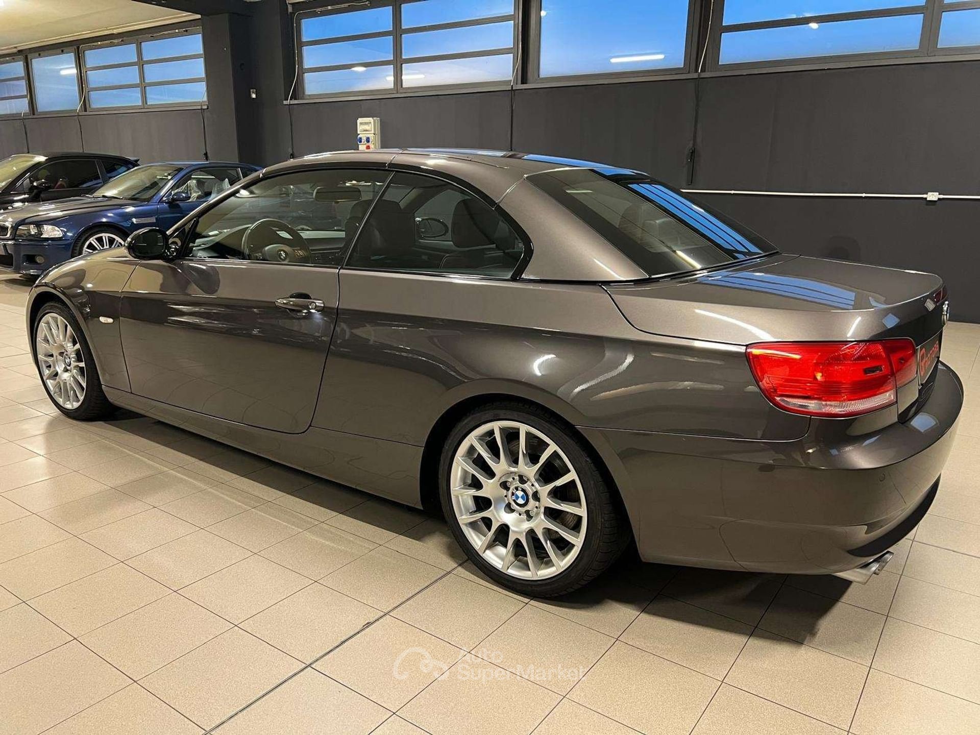 BMW Serie 3 330i