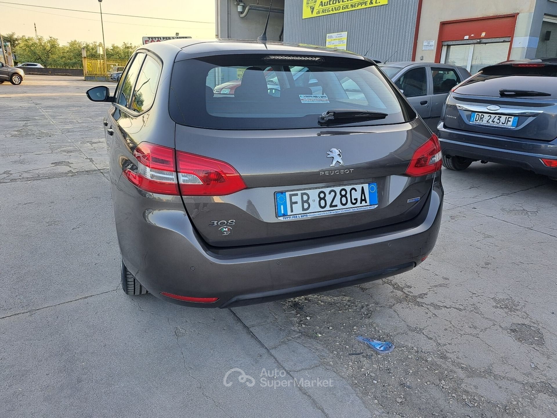 Peugeot 308