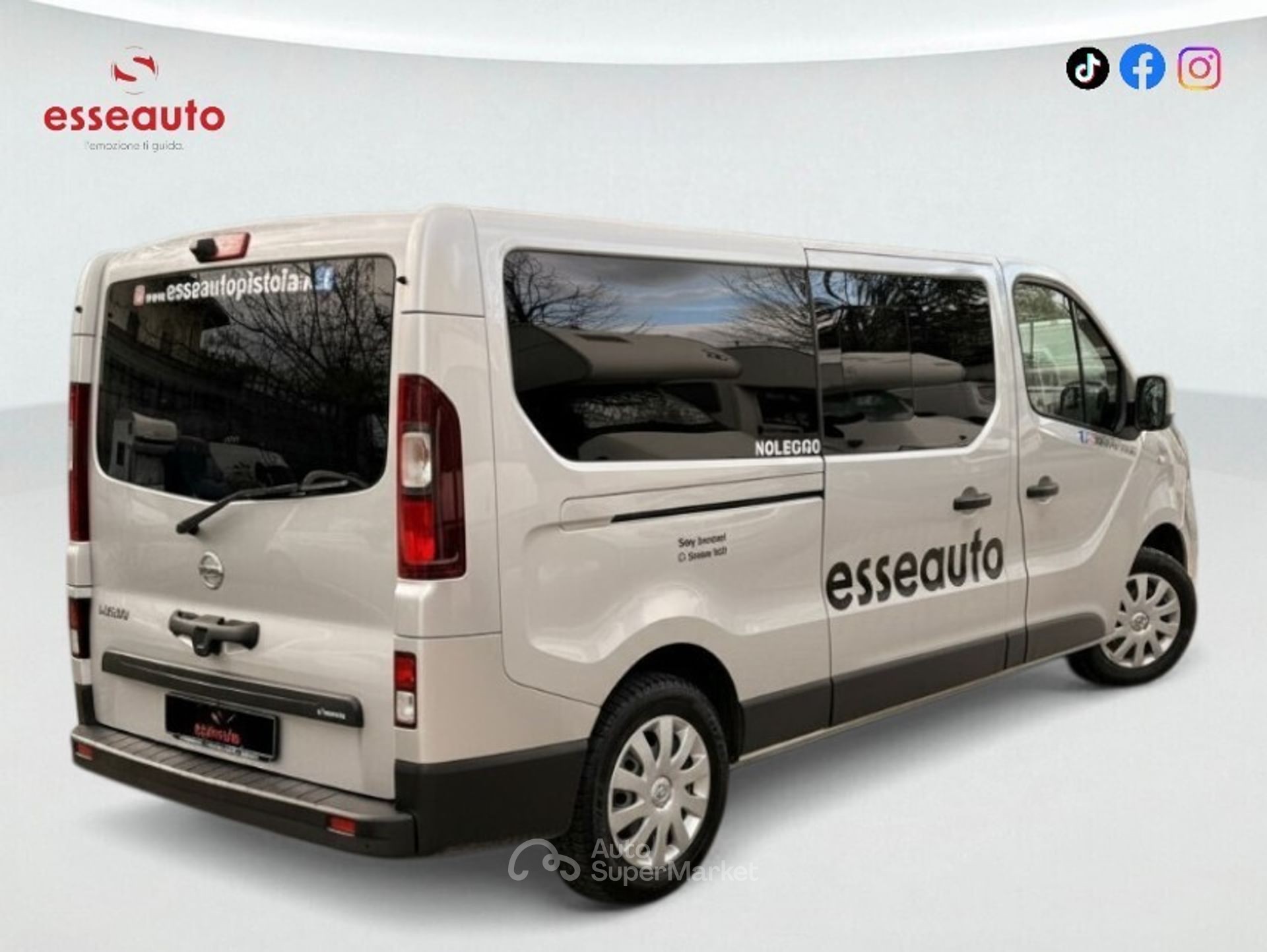 Nissan NV300
