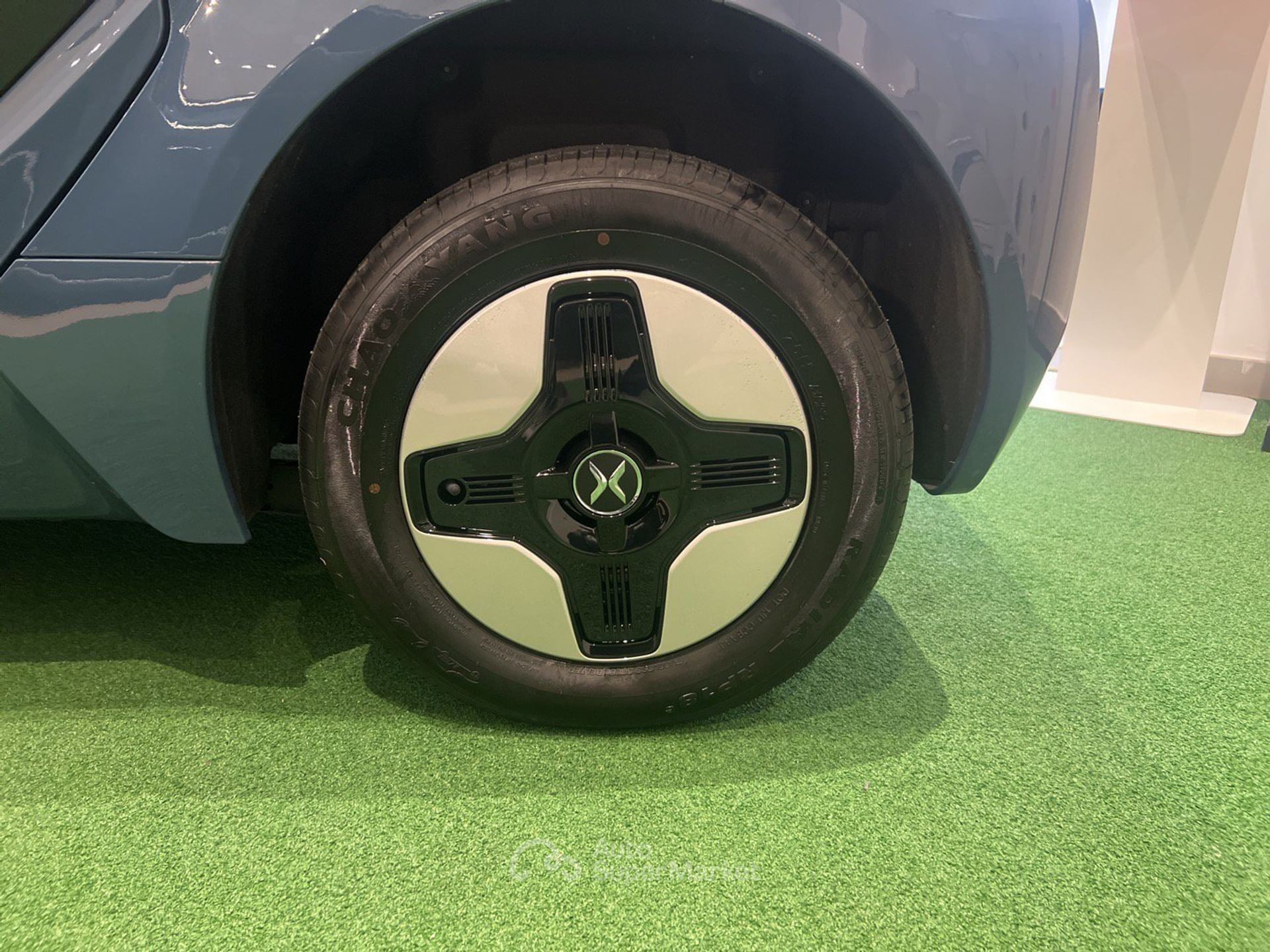 XEV Yoyo
