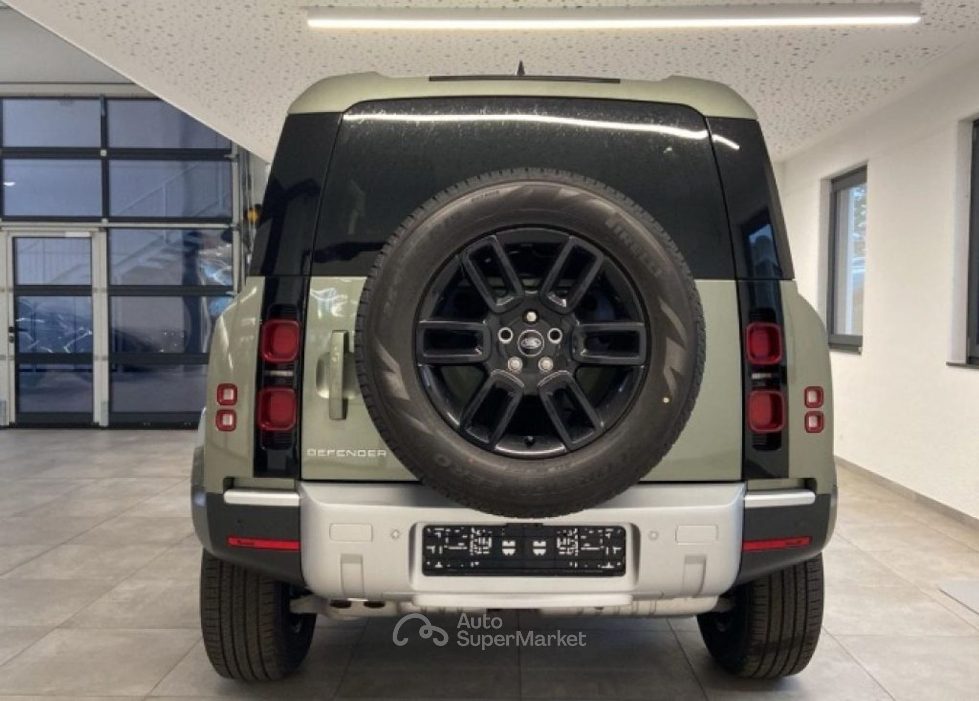 Land Rover Defender