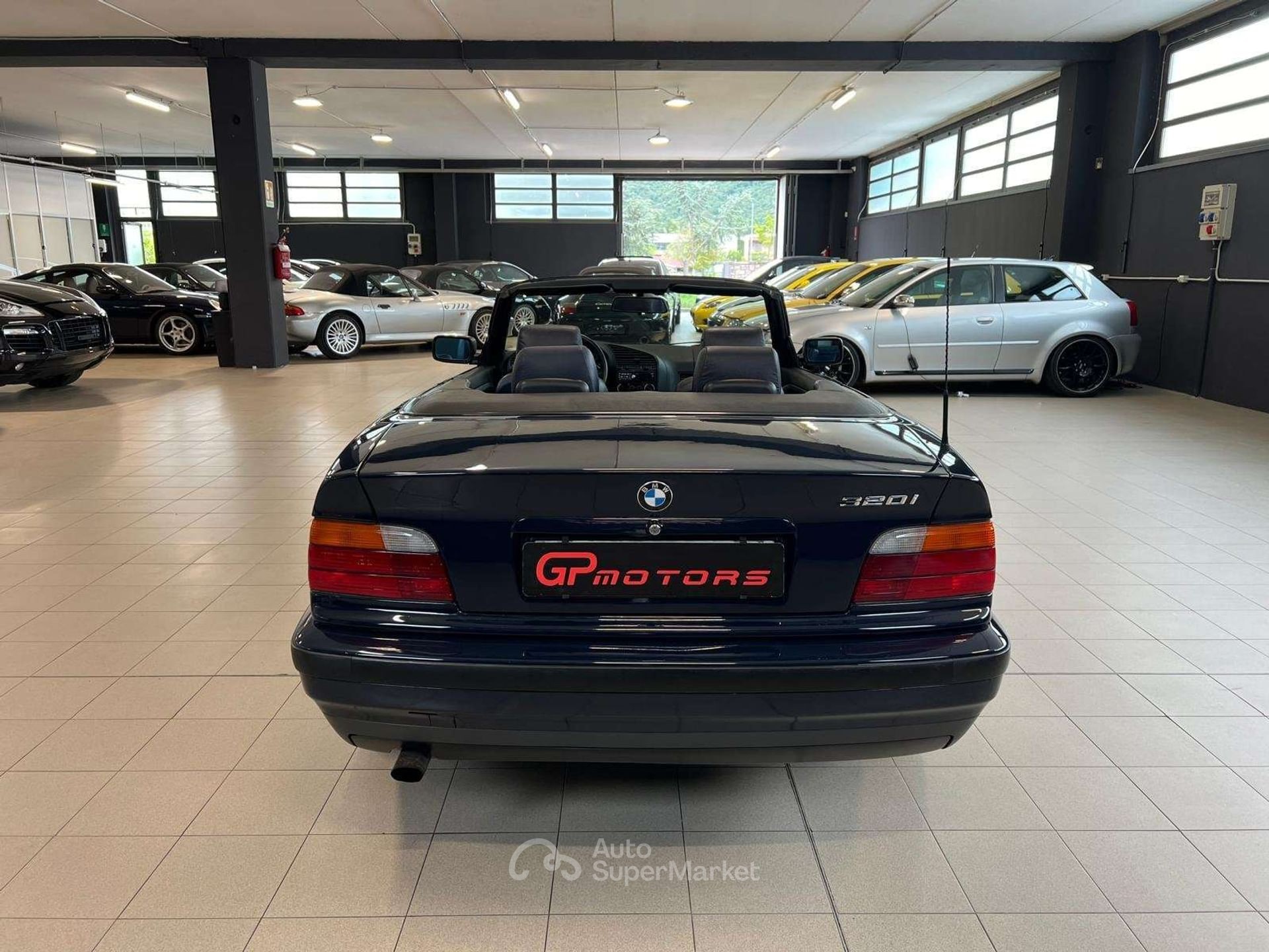 BMW Serie 3 320i