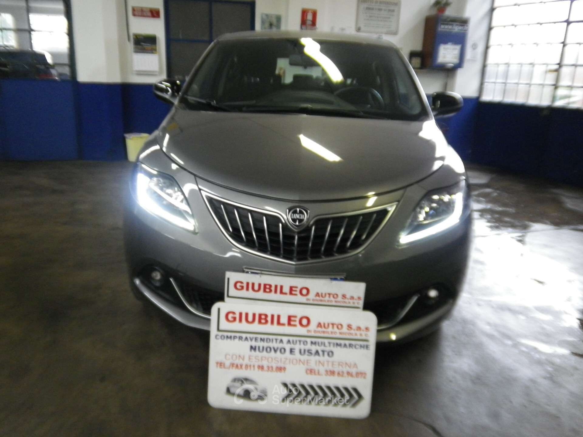 Lancia Ypsilon