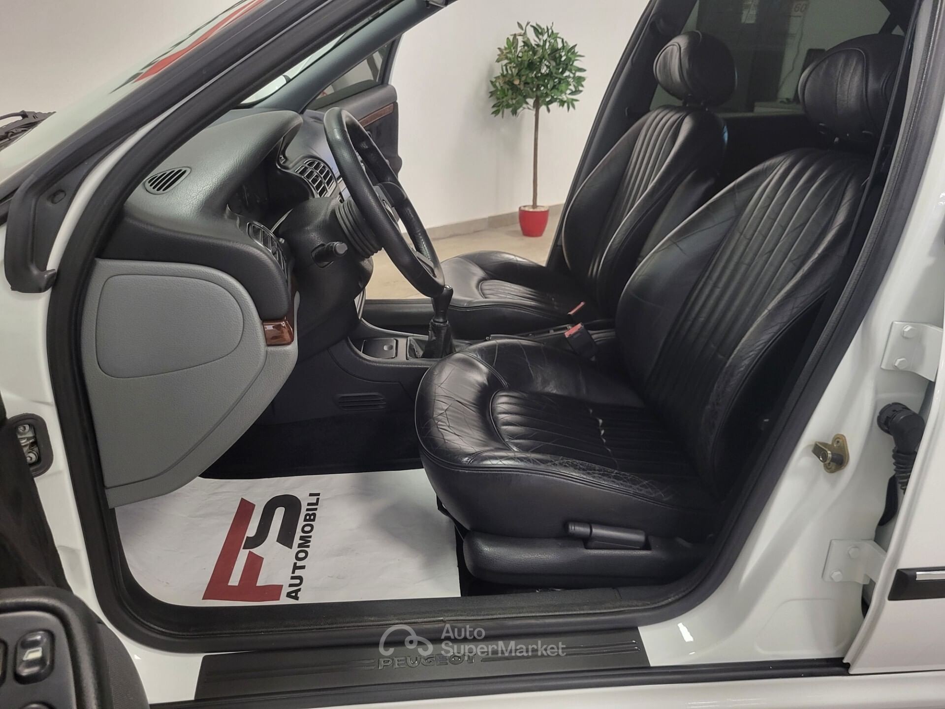 Peugeot 406