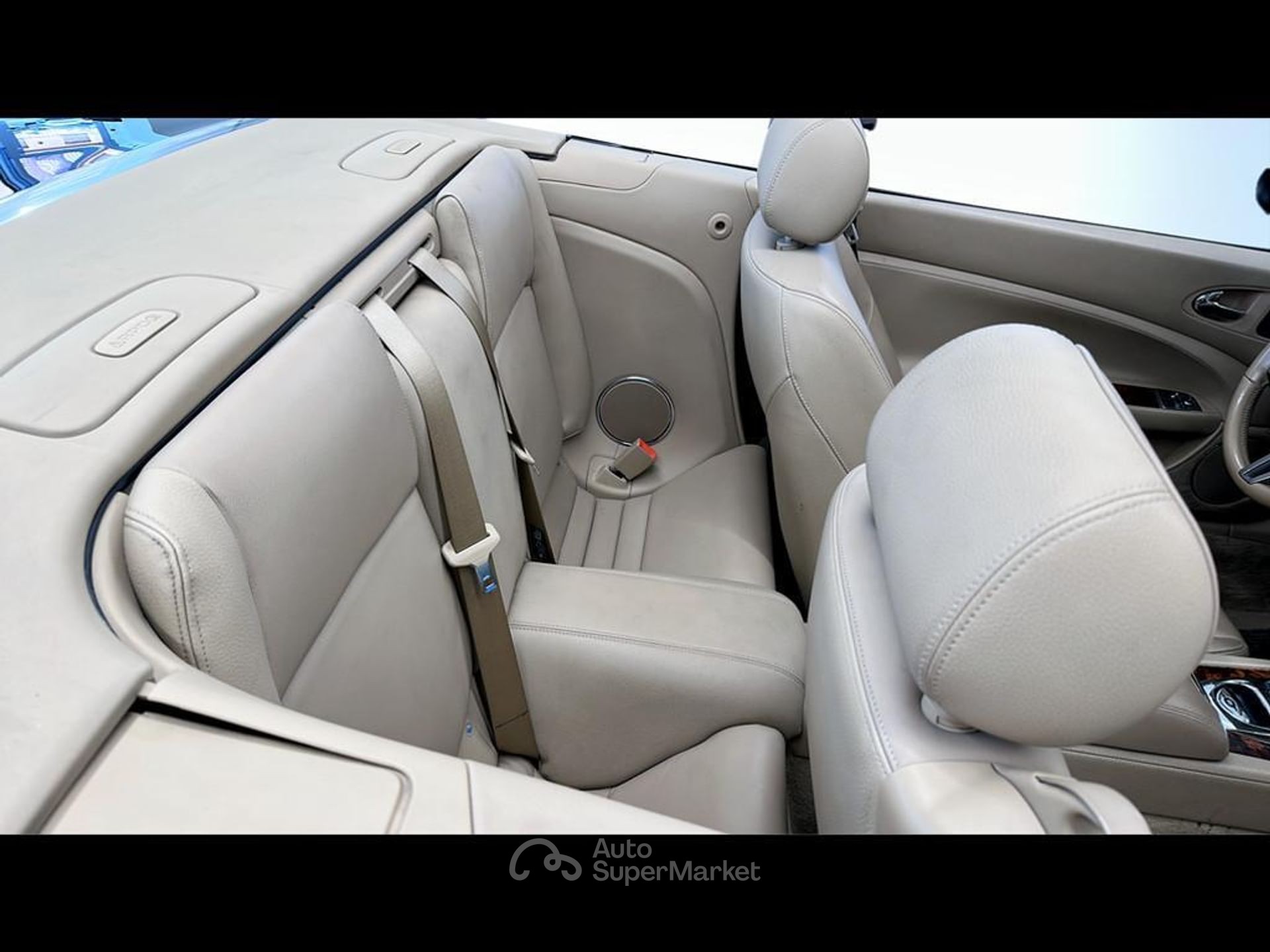 Jaguar XK