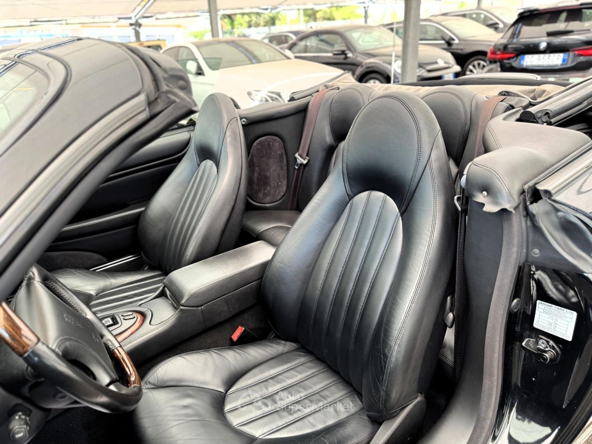 Jaguar XK