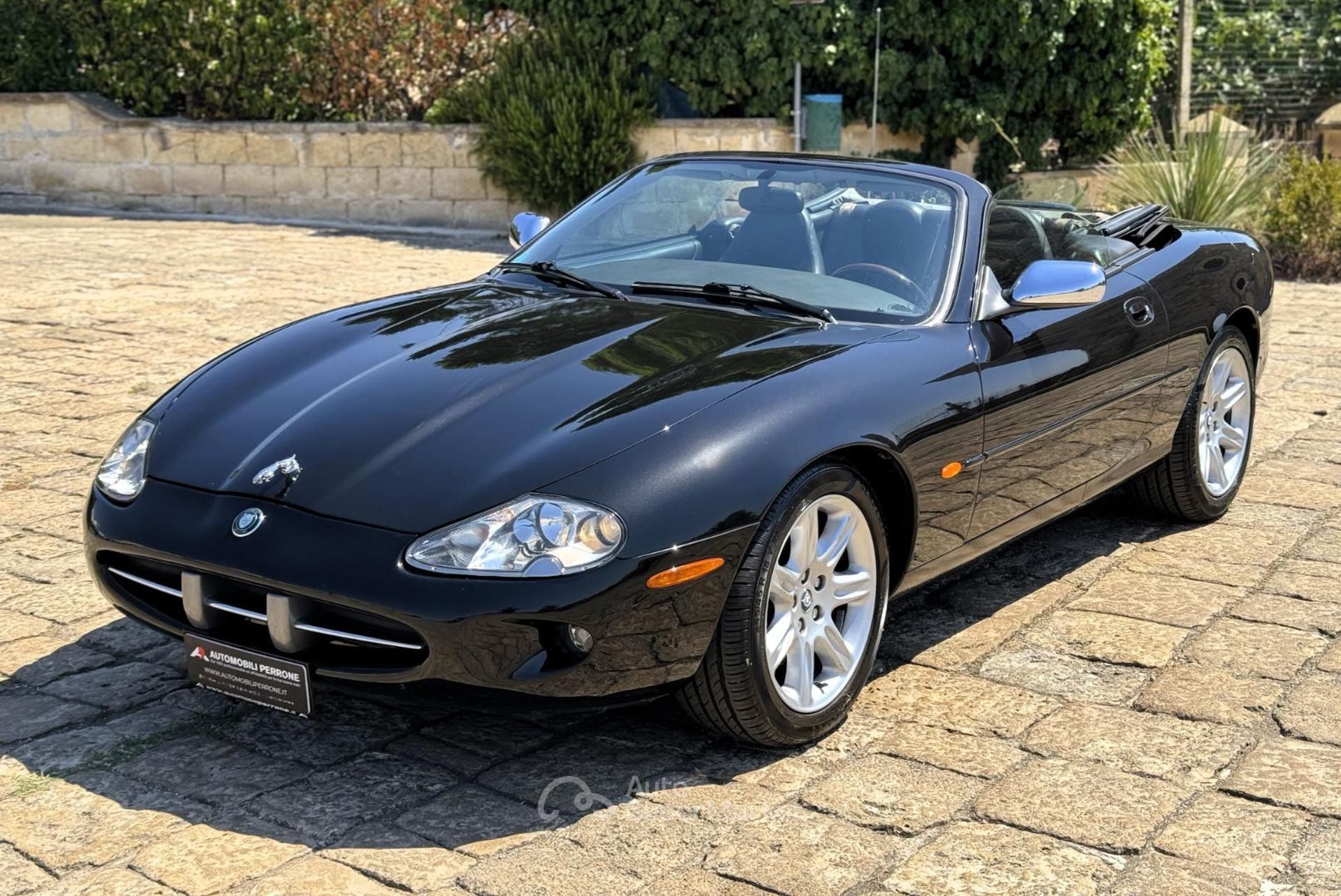 Jaguar XK