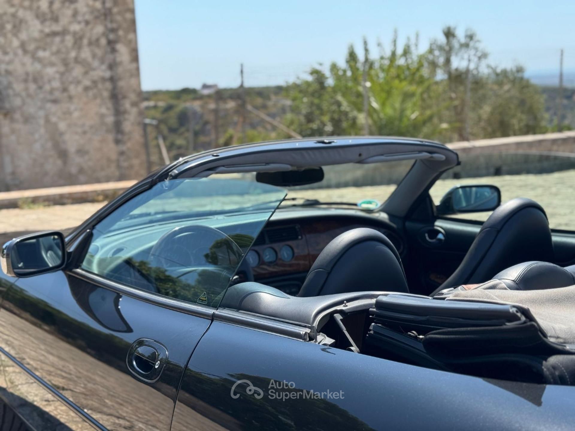 Jaguar XK