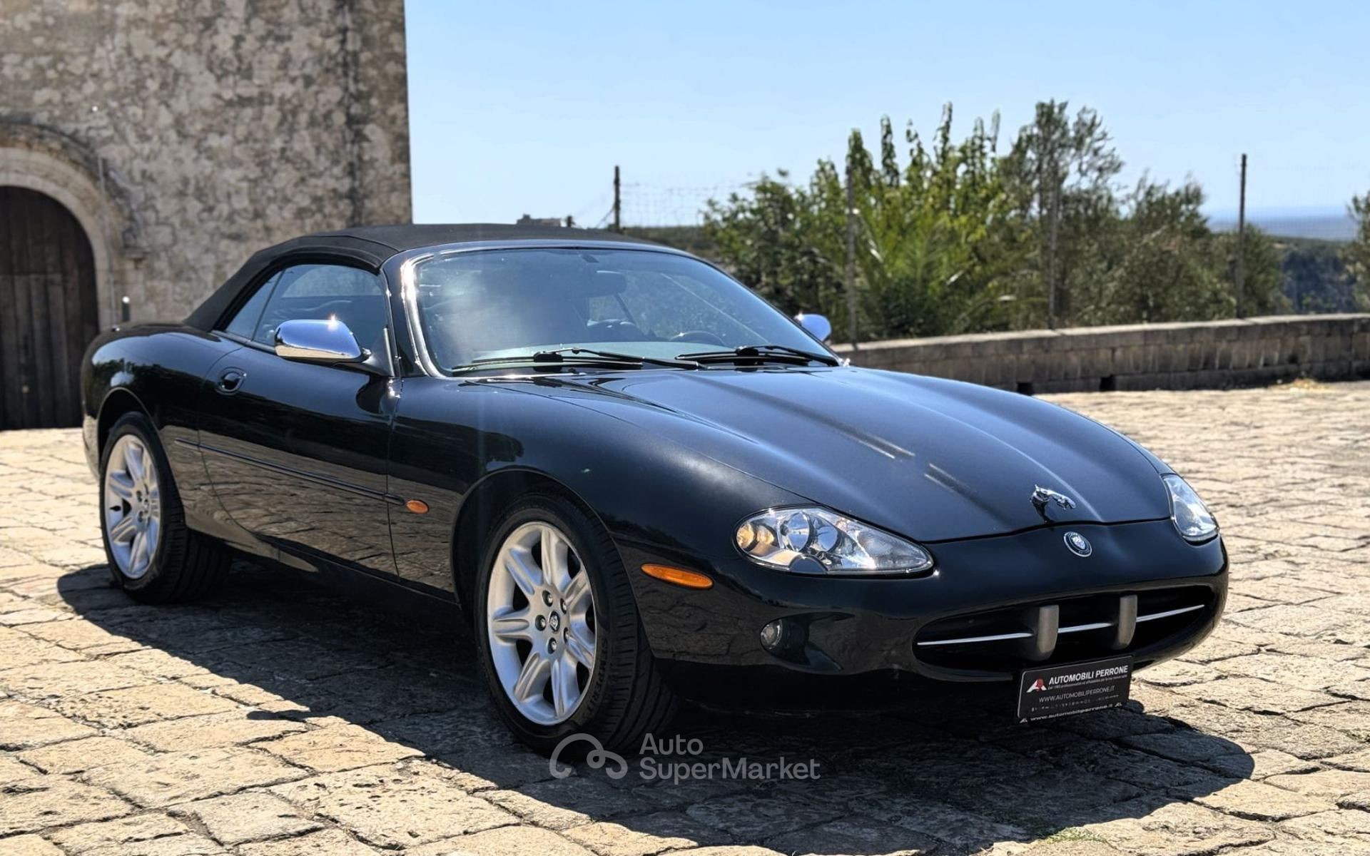 Jaguar XK