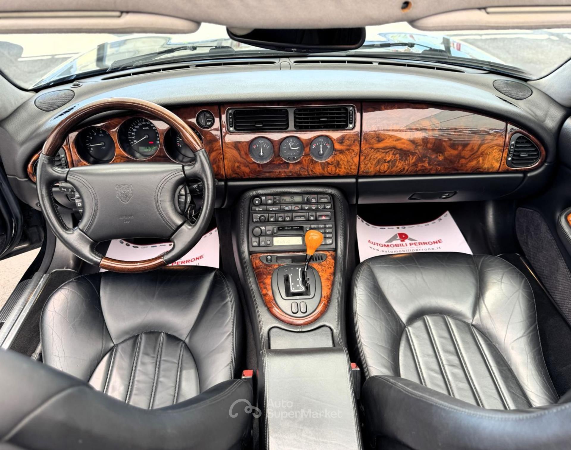 Jaguar XK
