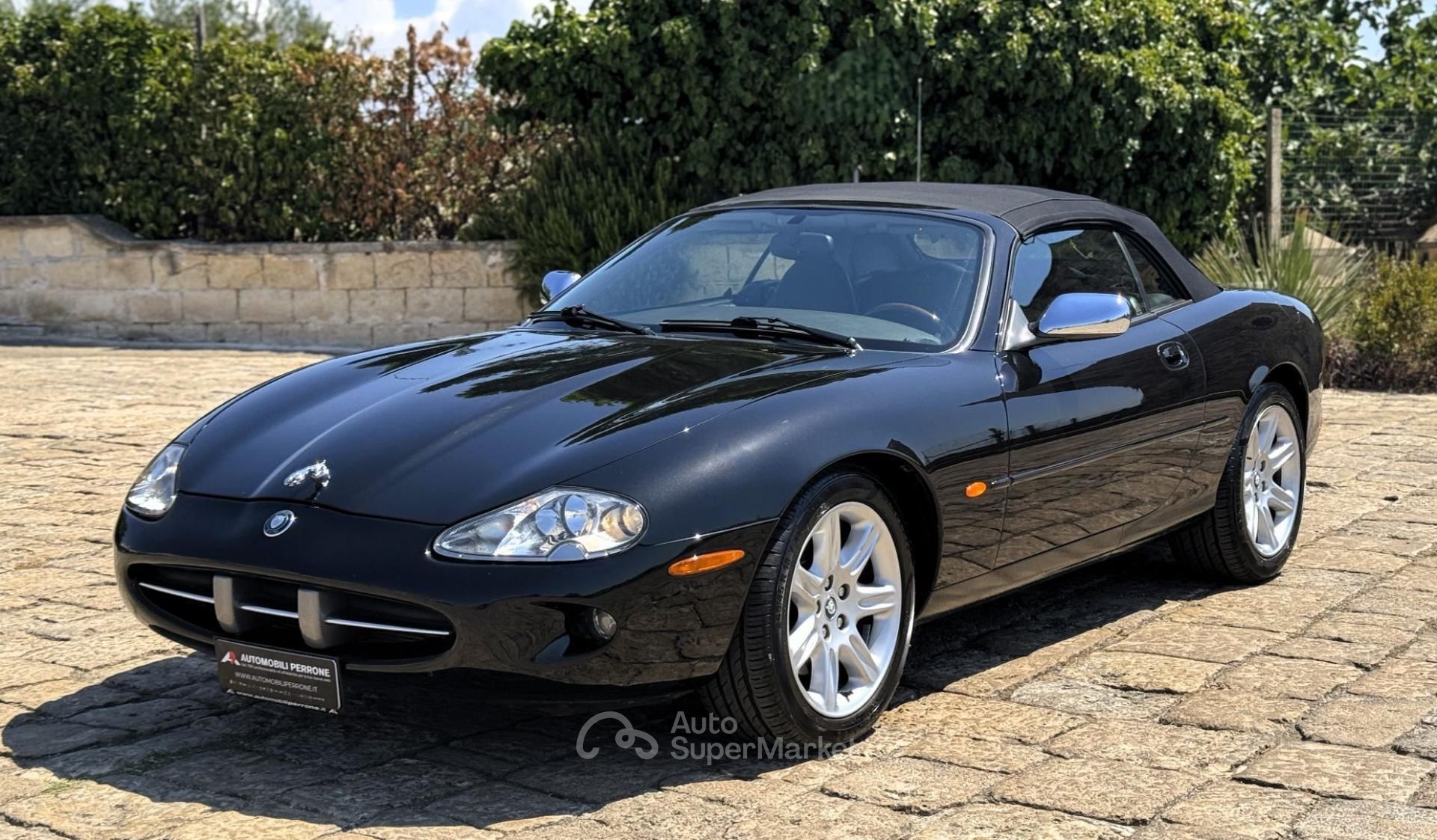 Jaguar XK