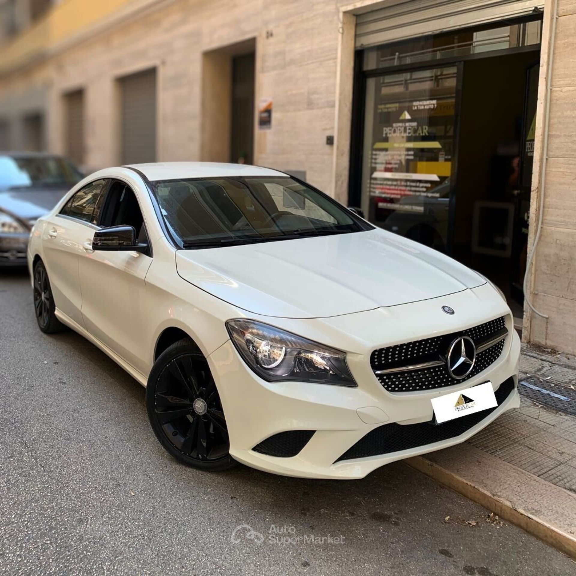 Mercedes-Benz CLA