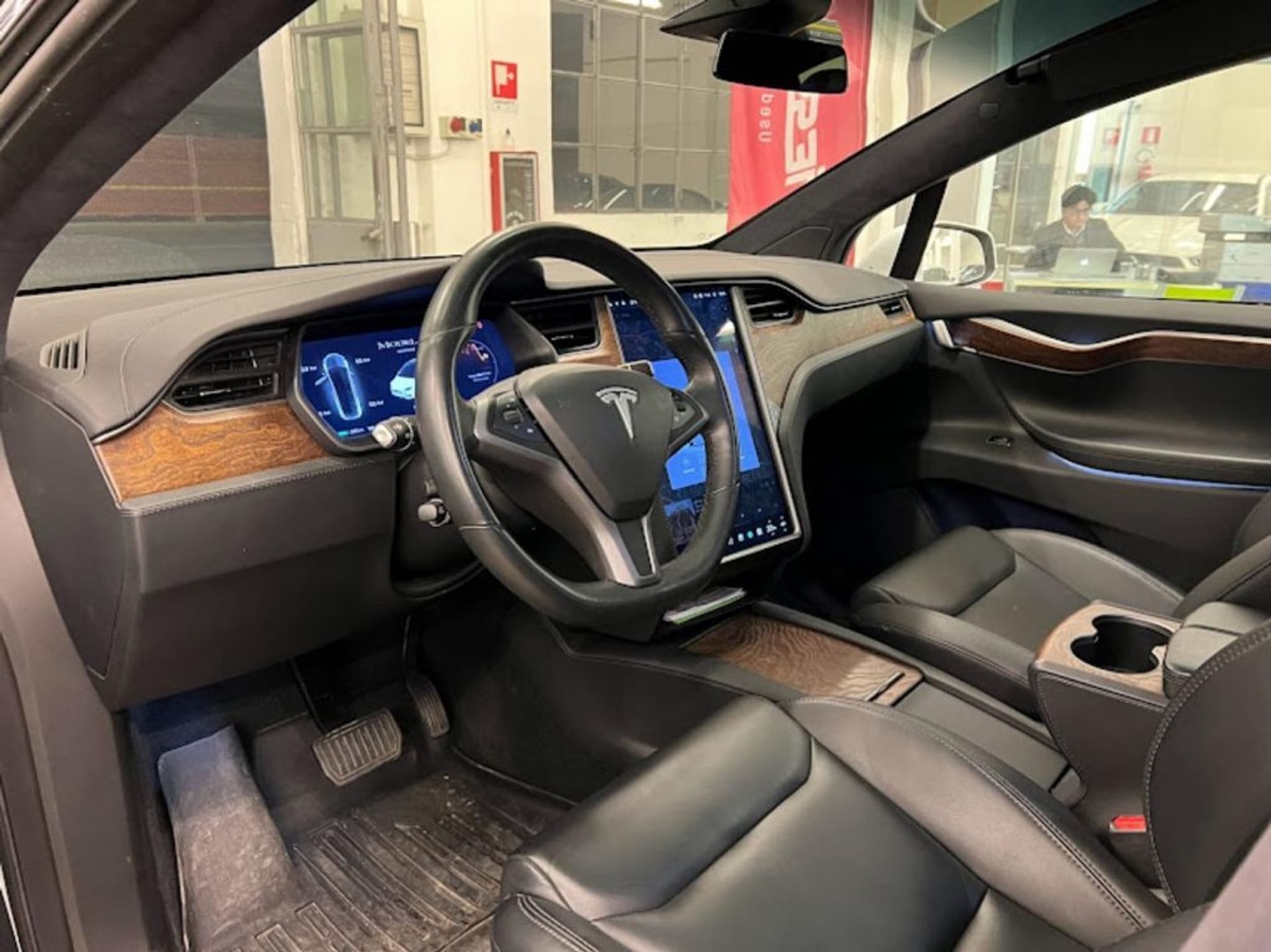 Acquista Tesla Model Y usate - Autosupermarket