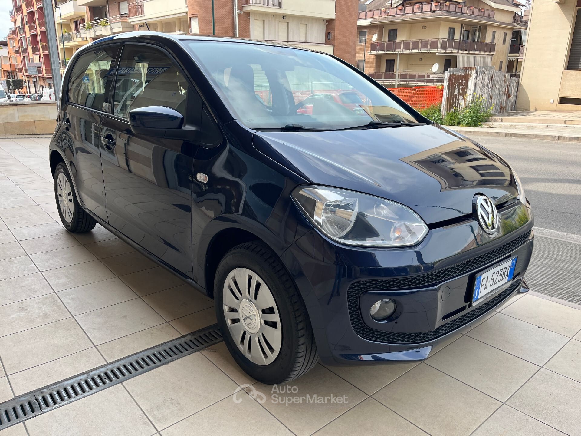 Volkswagen up!
