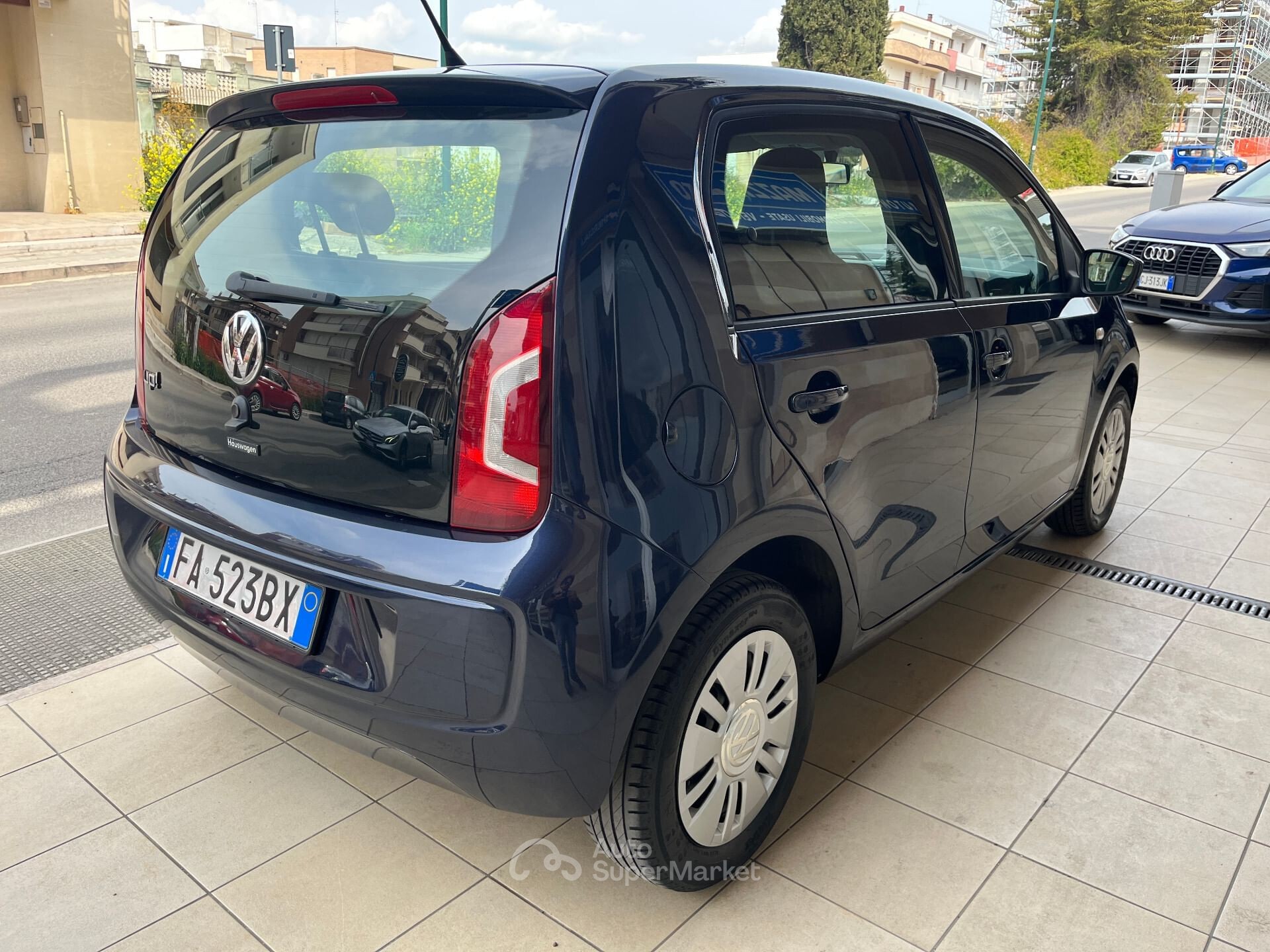 Volkswagen up!