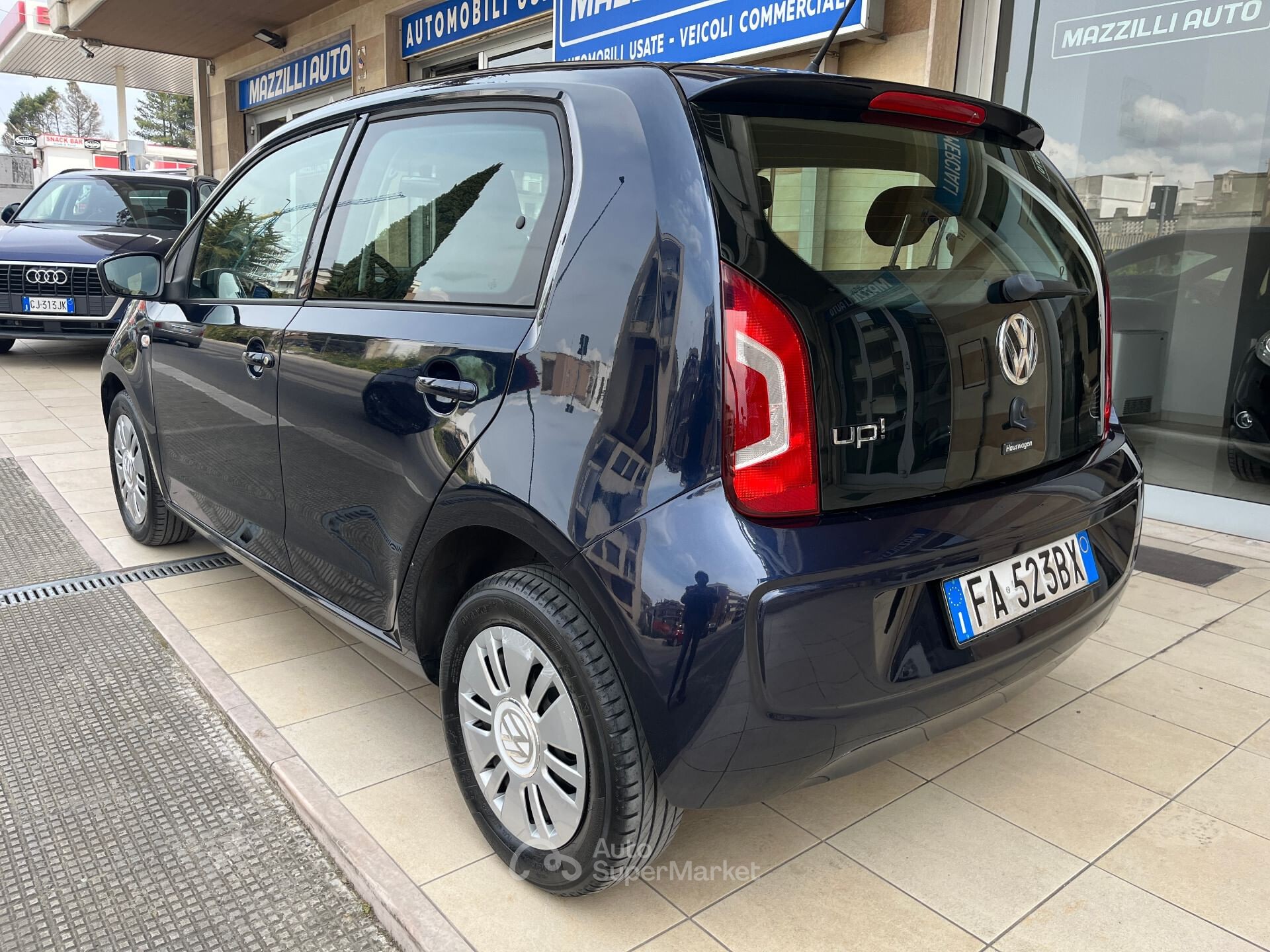 Volkswagen up!