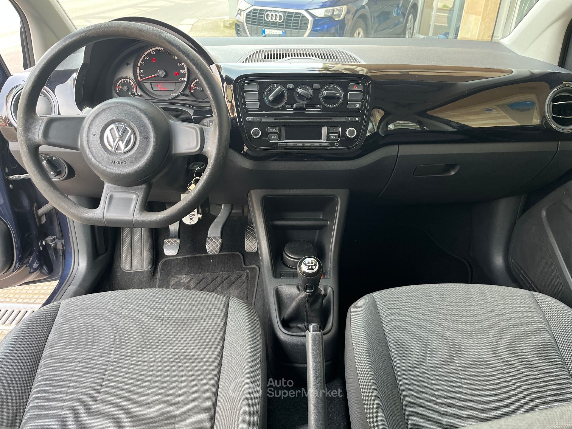 Volkswagen up!
