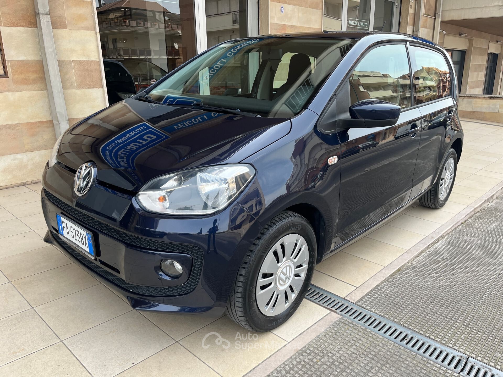 Volkswagen up!