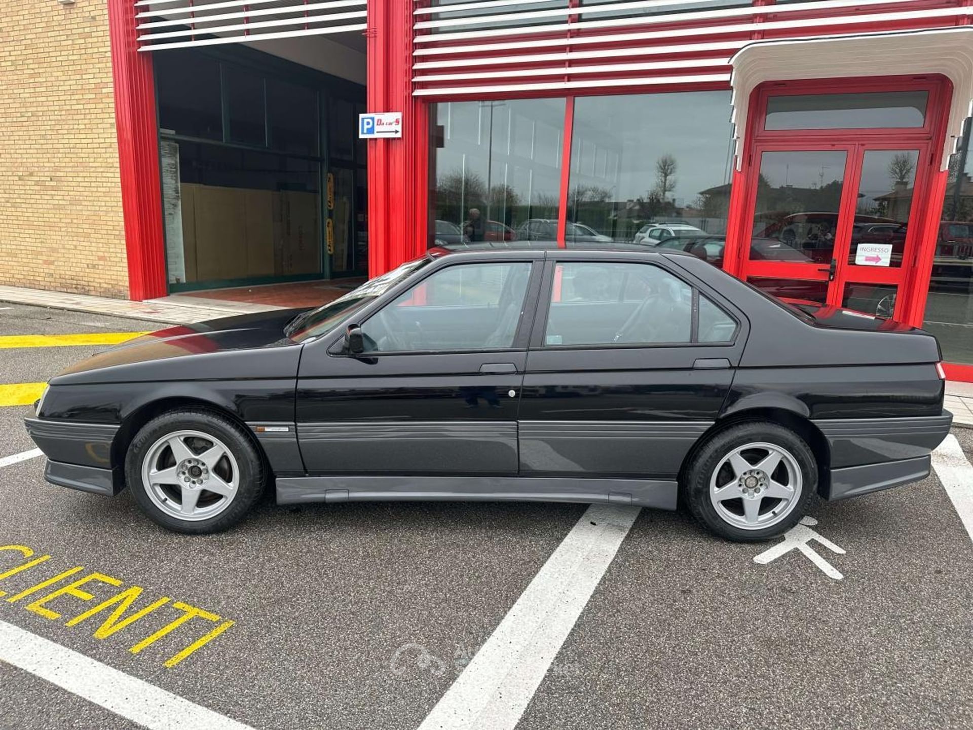 Alfa Romeo 164