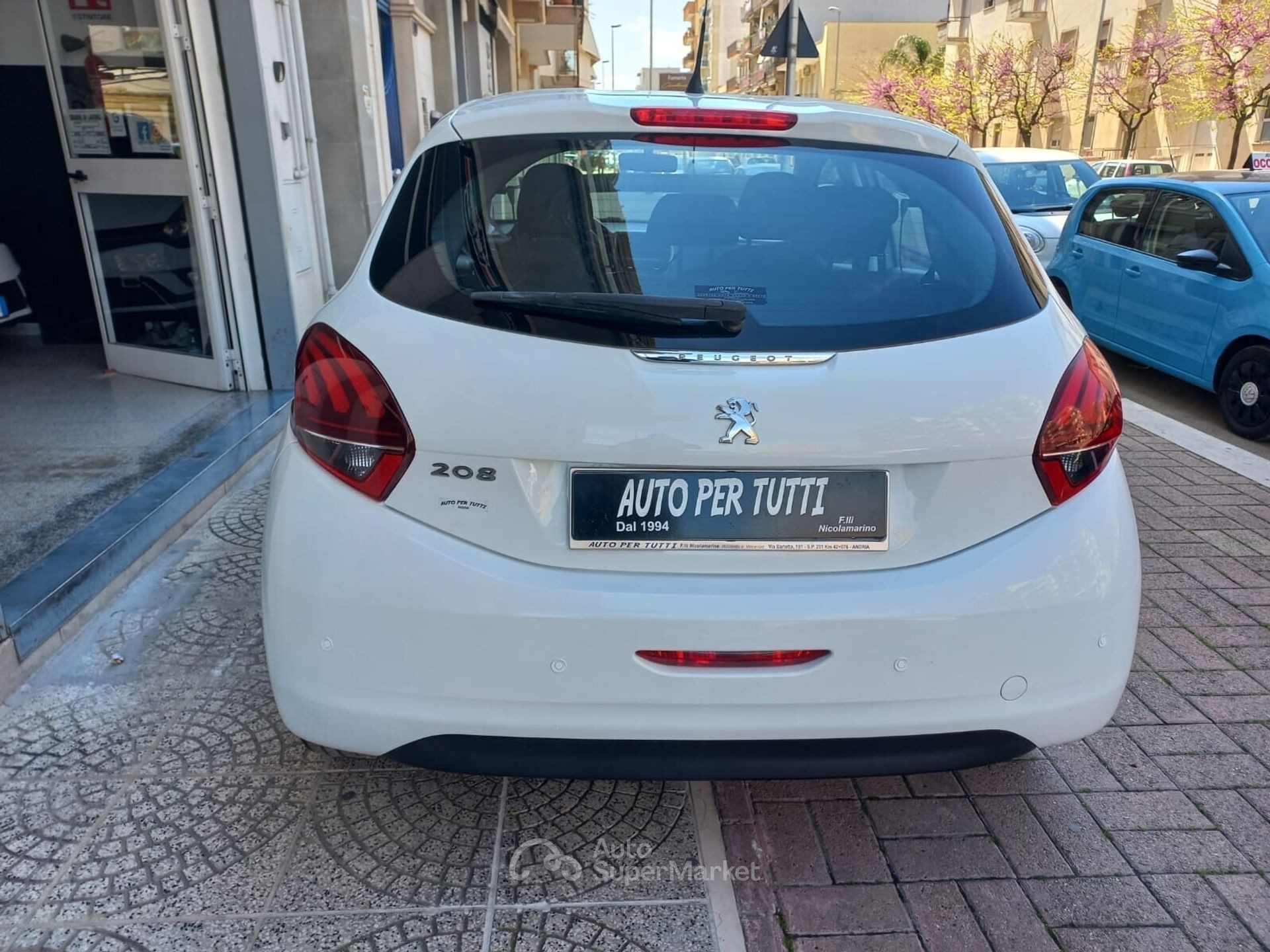 Peugeot 208