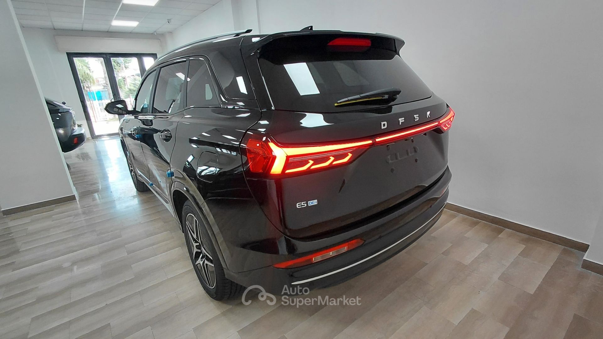 DFSK E5