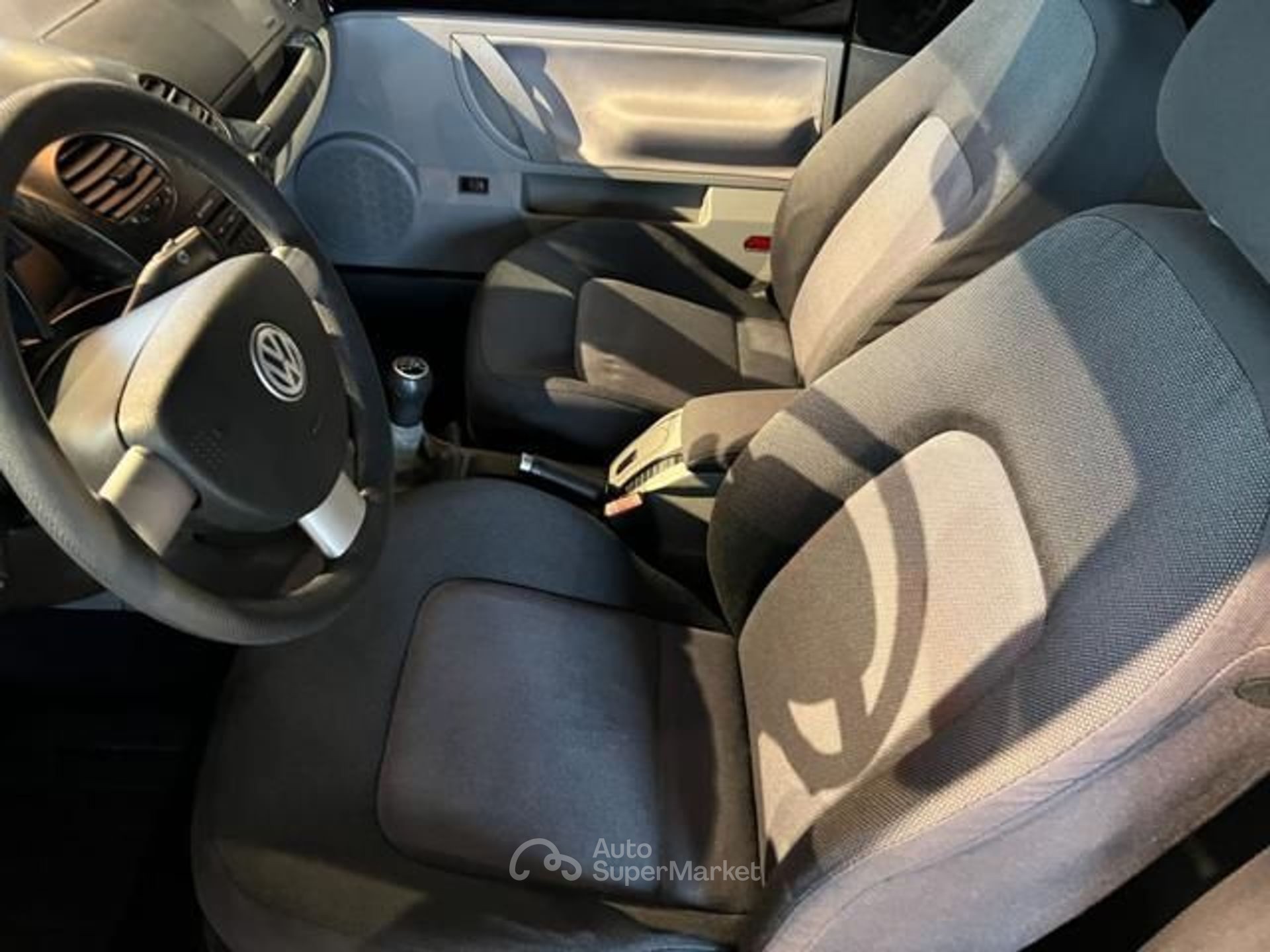 Volkswagen New Beetle