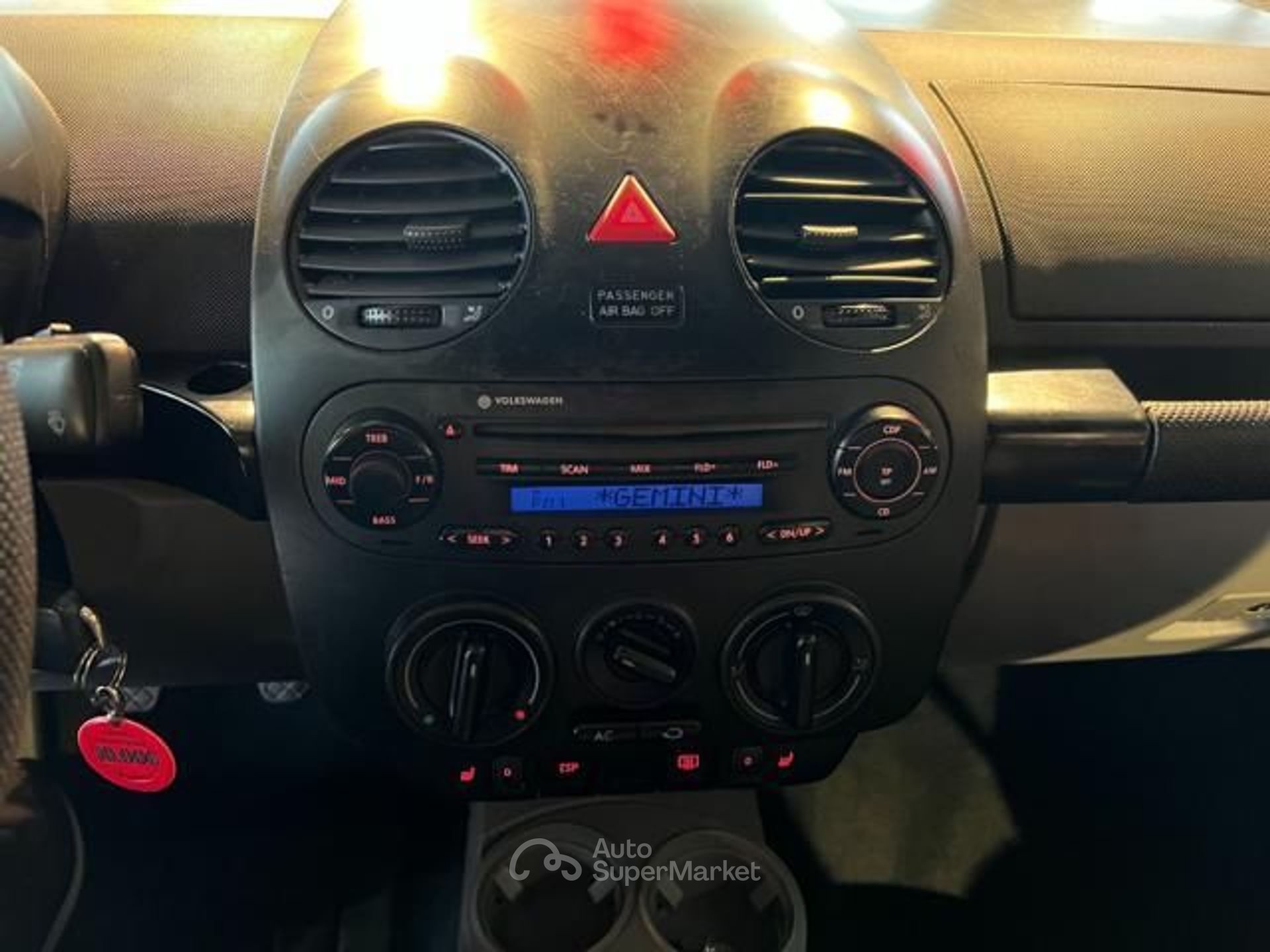 Volkswagen New Beetle