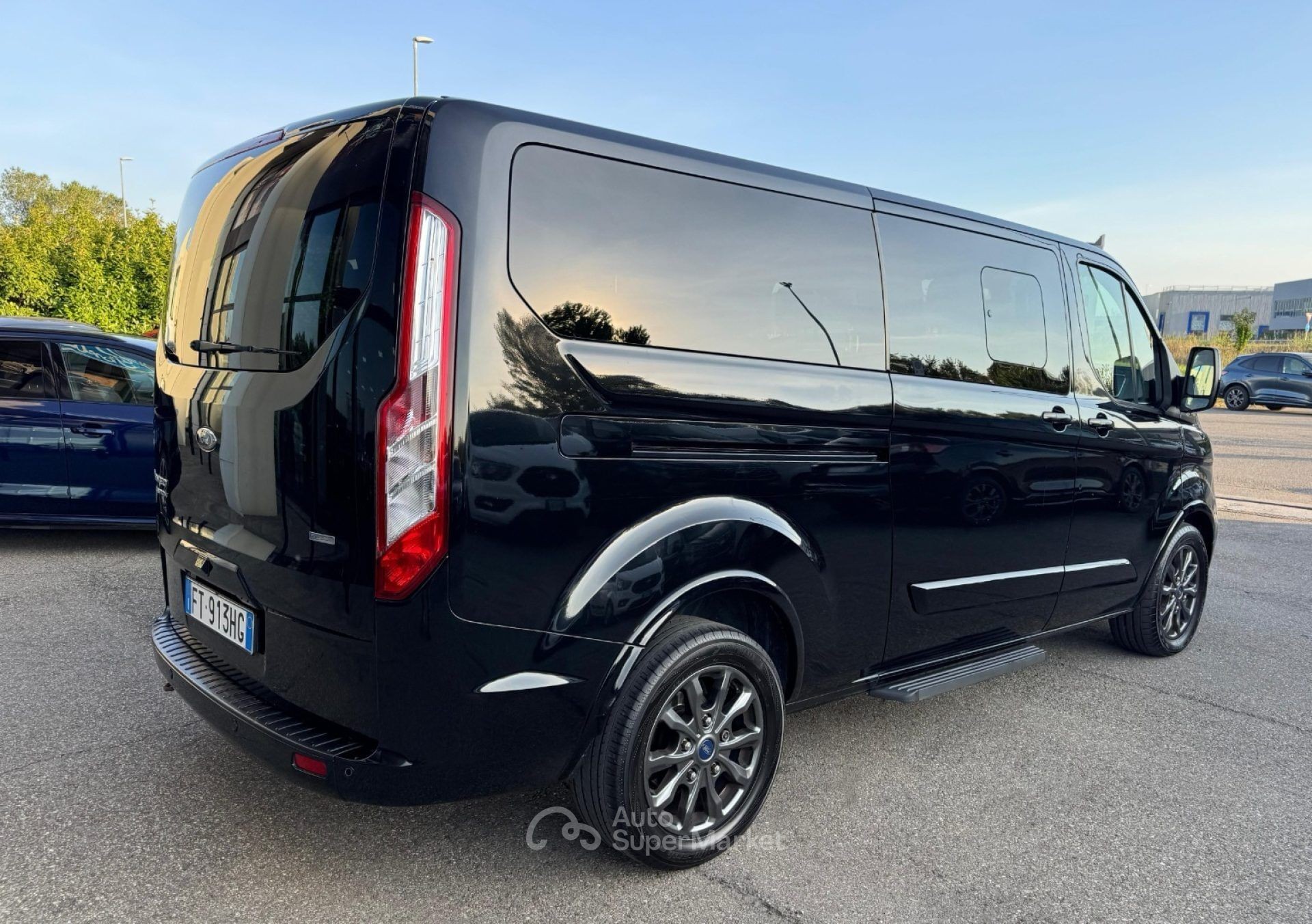 Ford Tourneo Custom