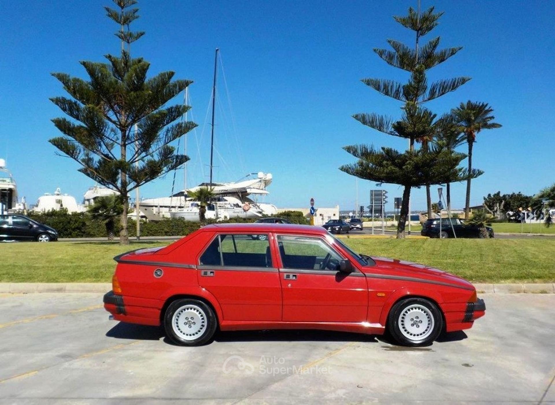 Alfa Romeo 75