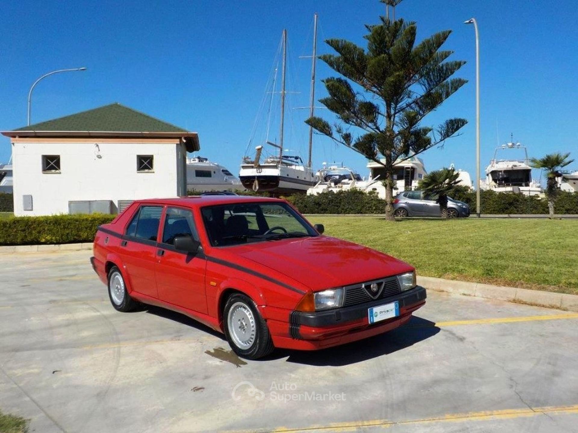 Alfa Romeo 75
