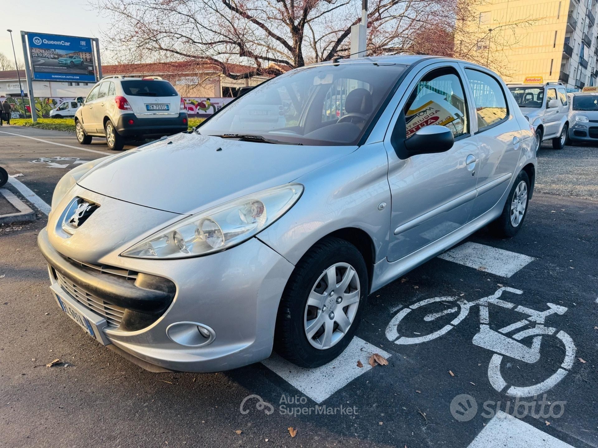 Peugeot 206