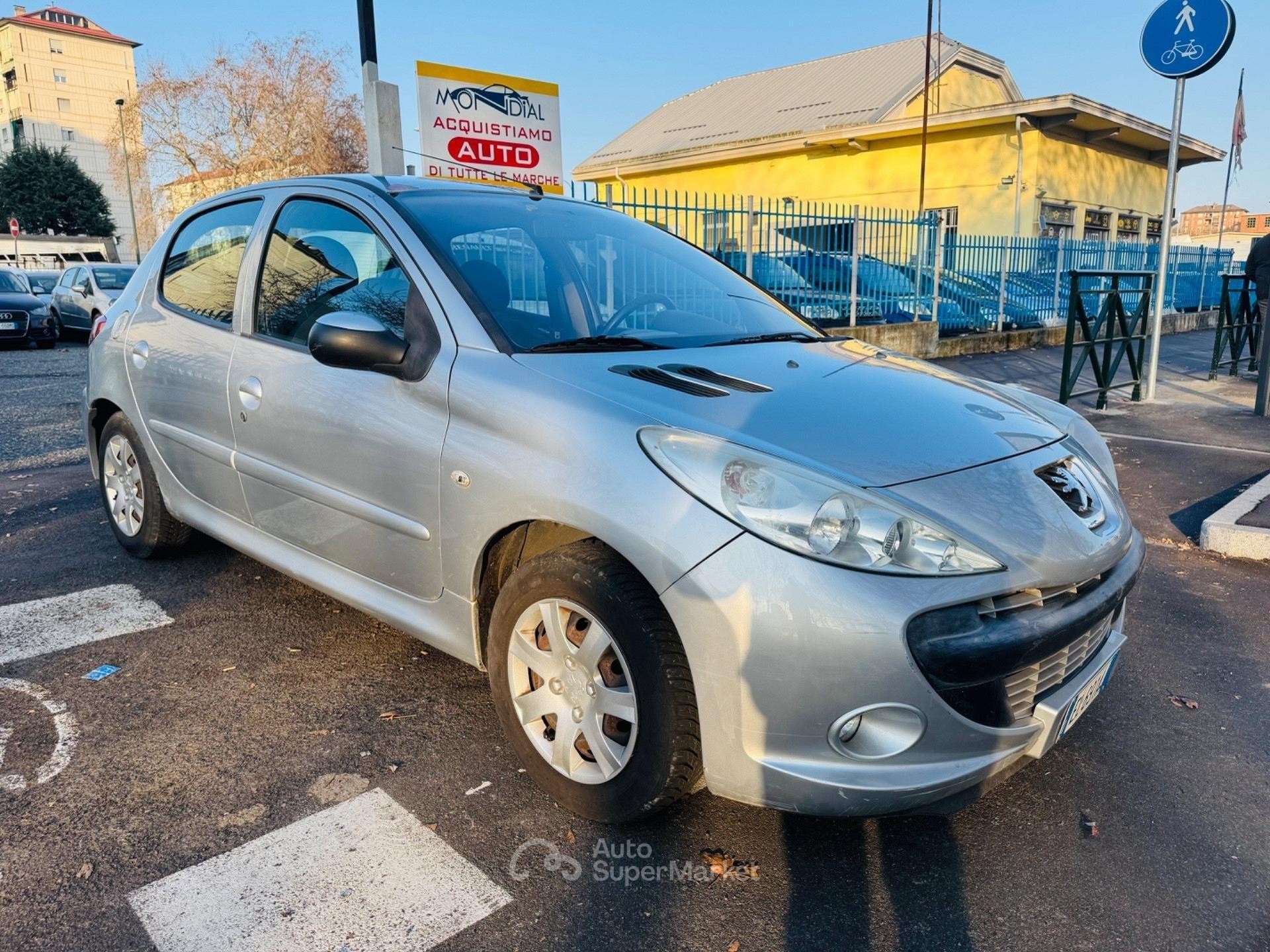 Peugeot 206