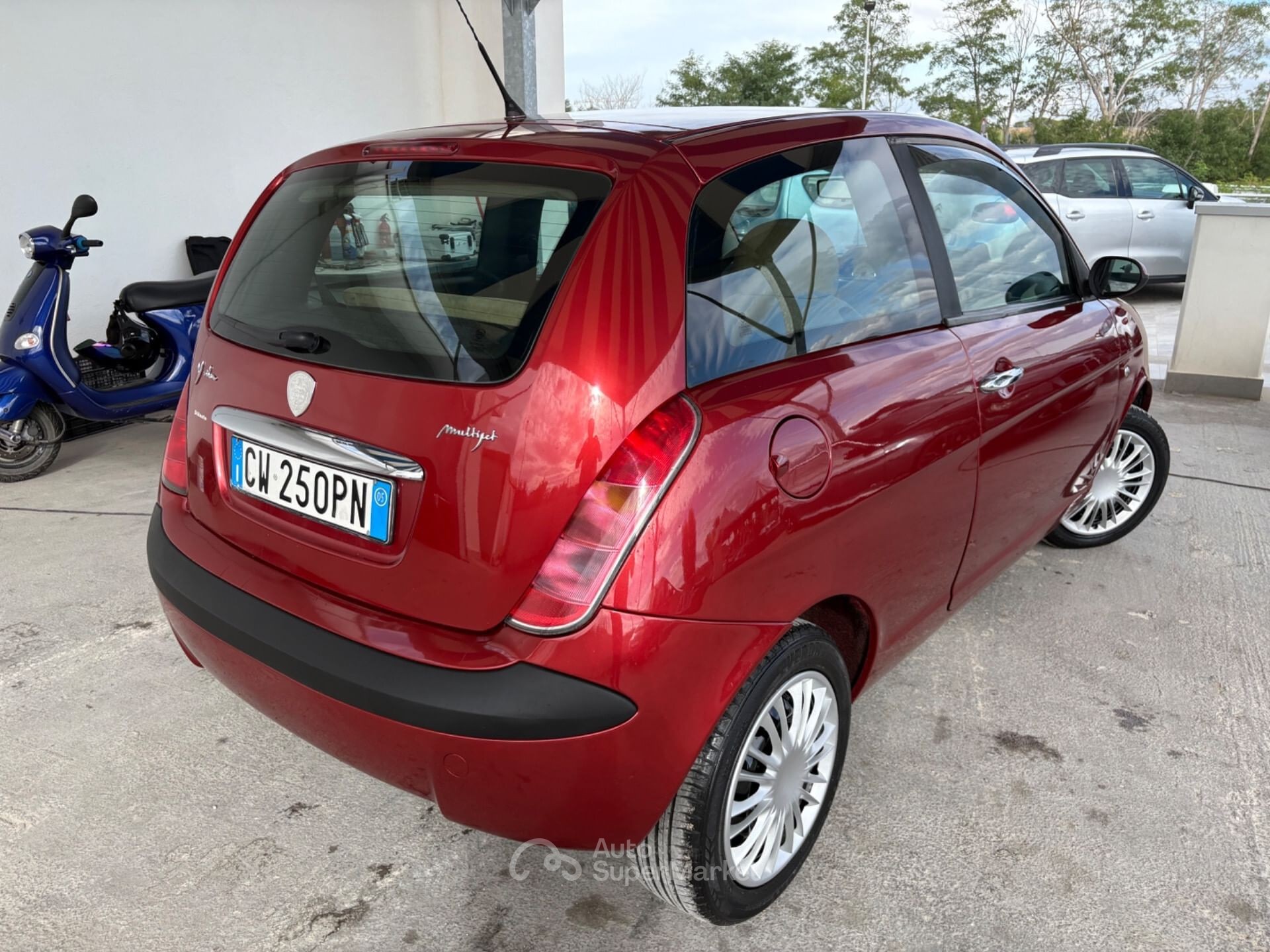 Lancia Ypsilon