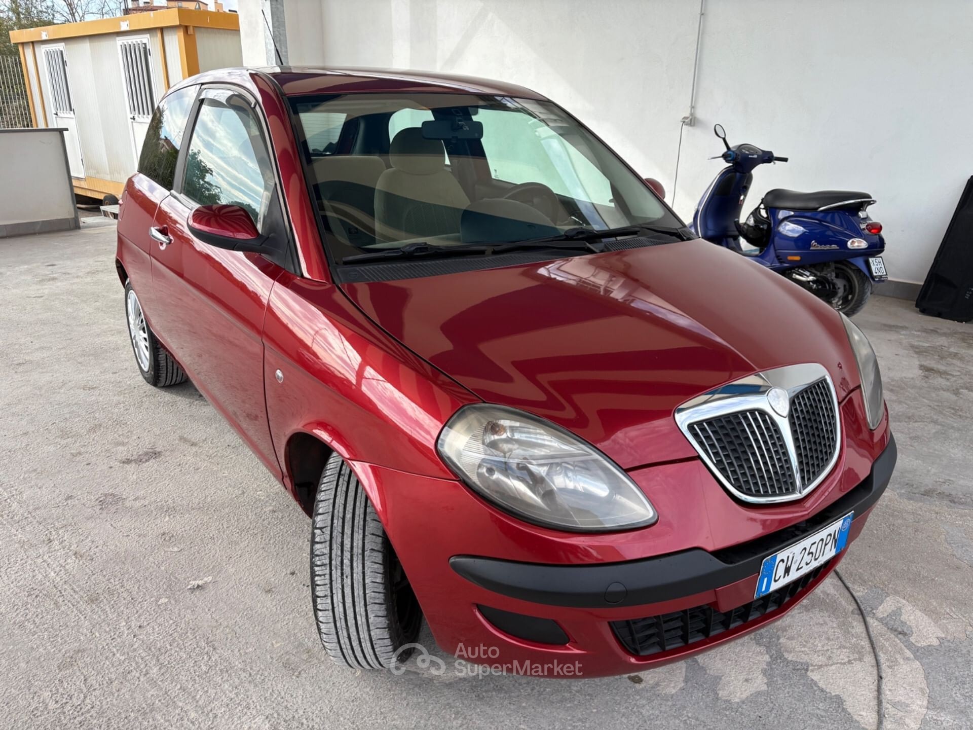 Lancia Ypsilon