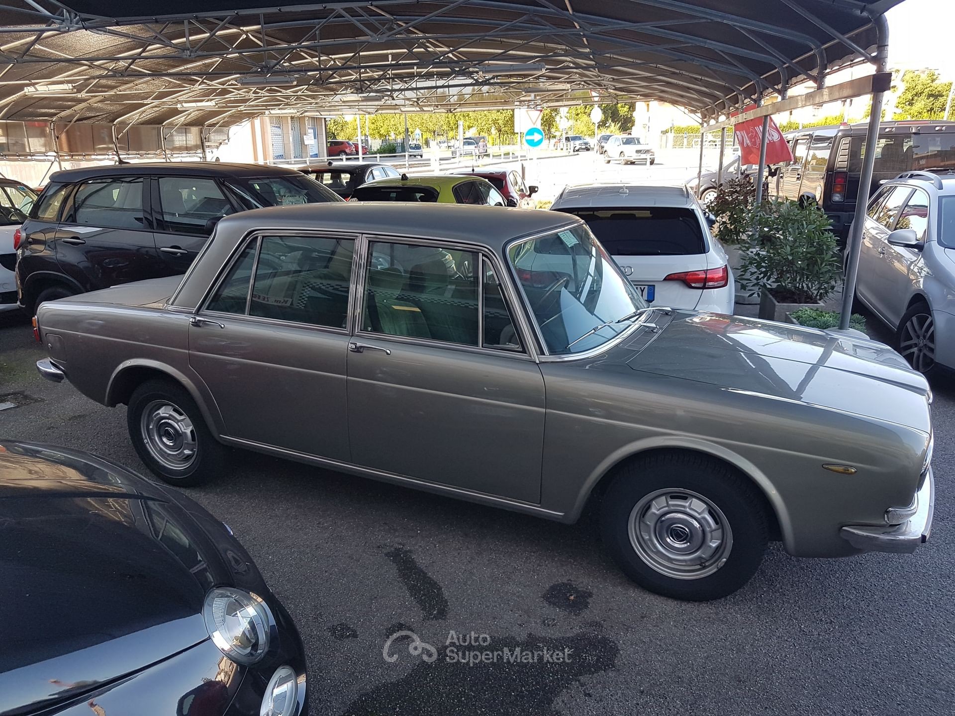 Lancia 2000