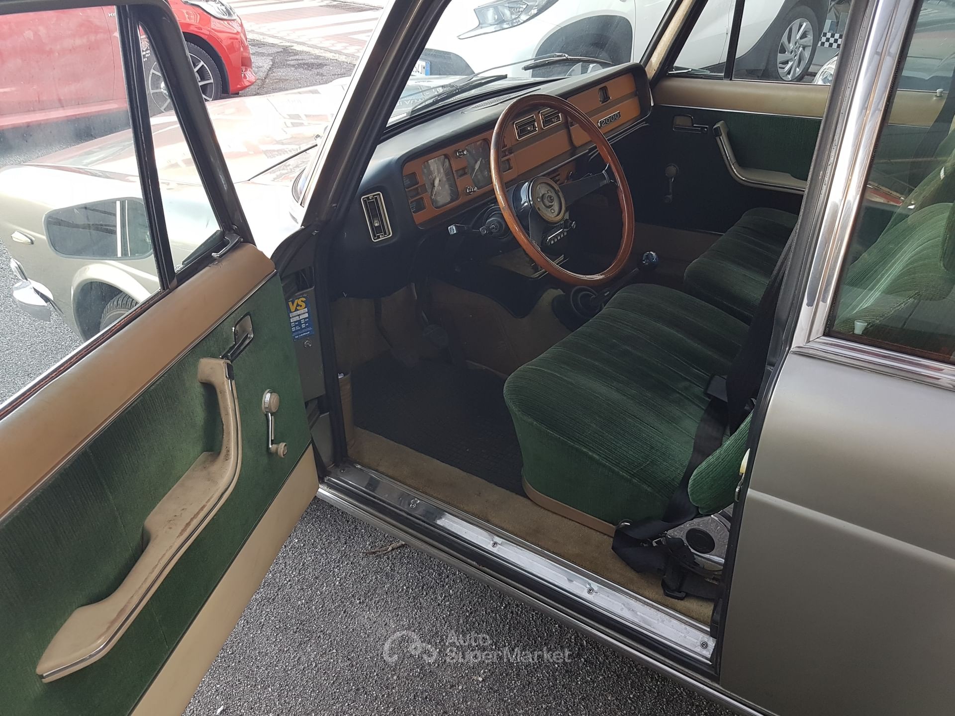 Lancia 2000