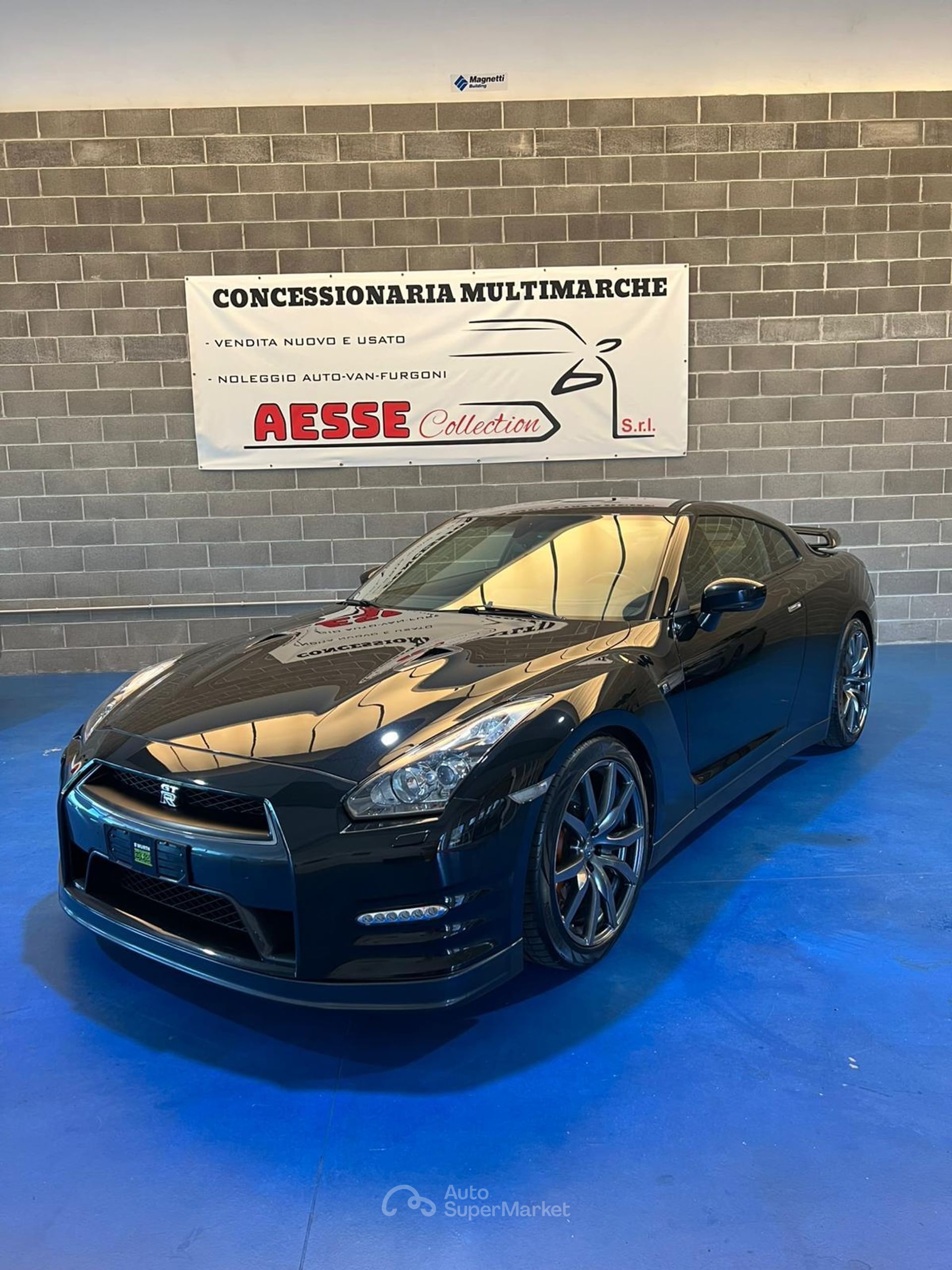 Nissan GT-R