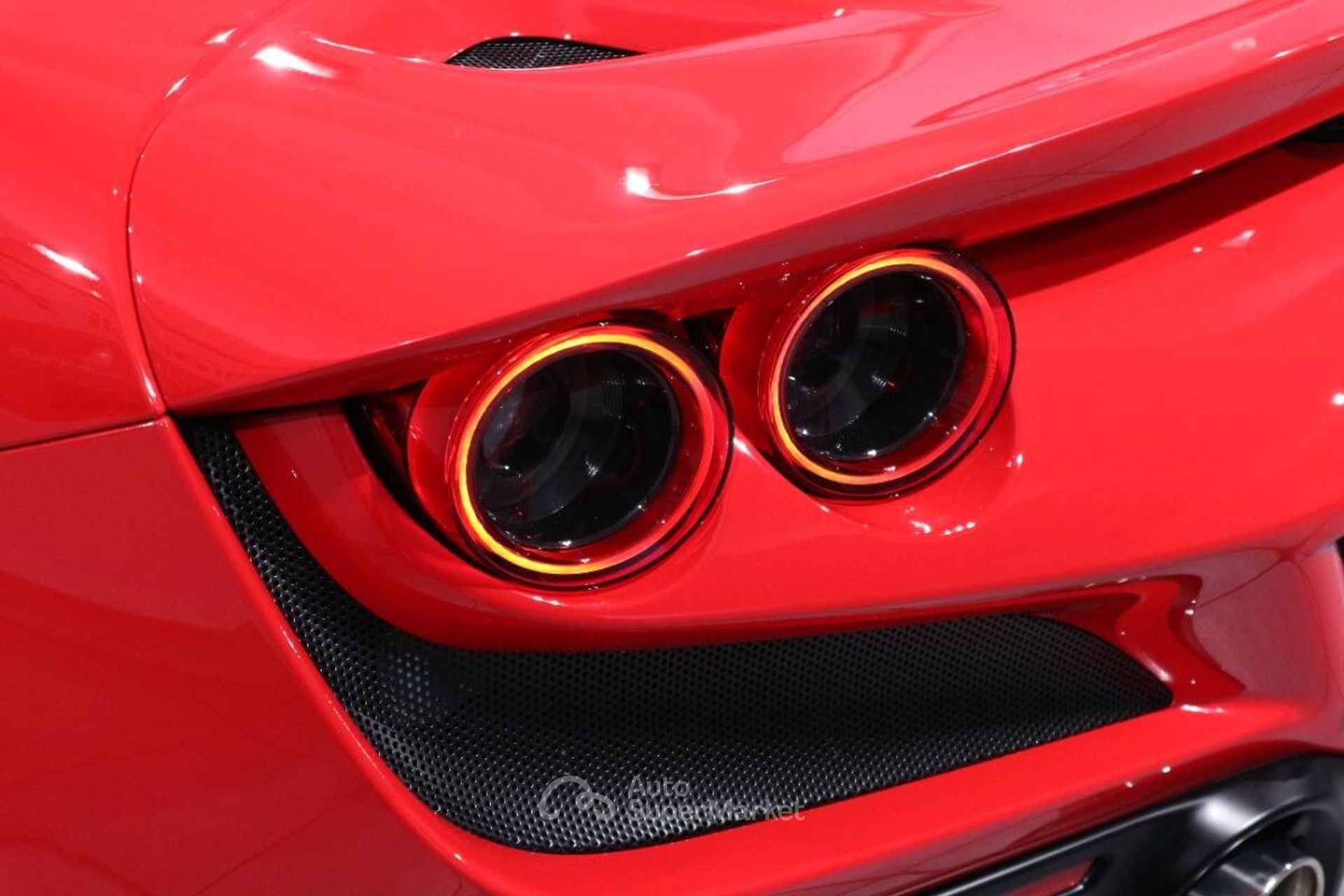 Ferrari F8