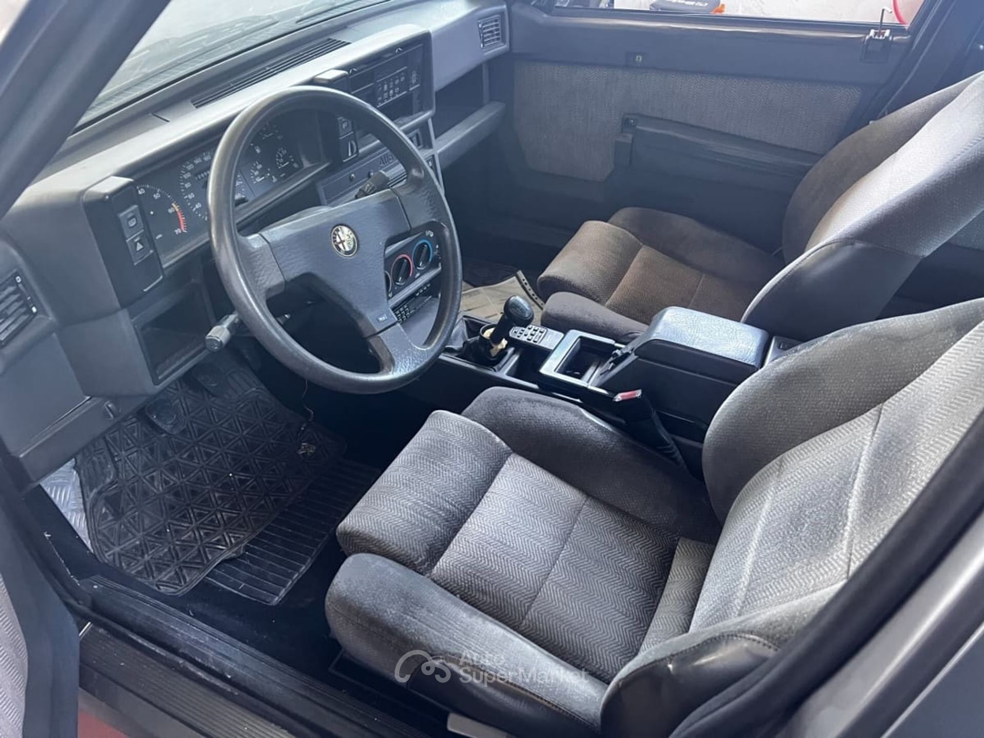 Alfa Romeo 75