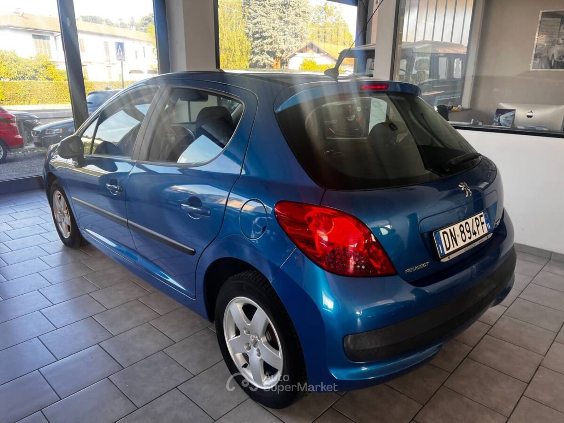 Peugeot 207