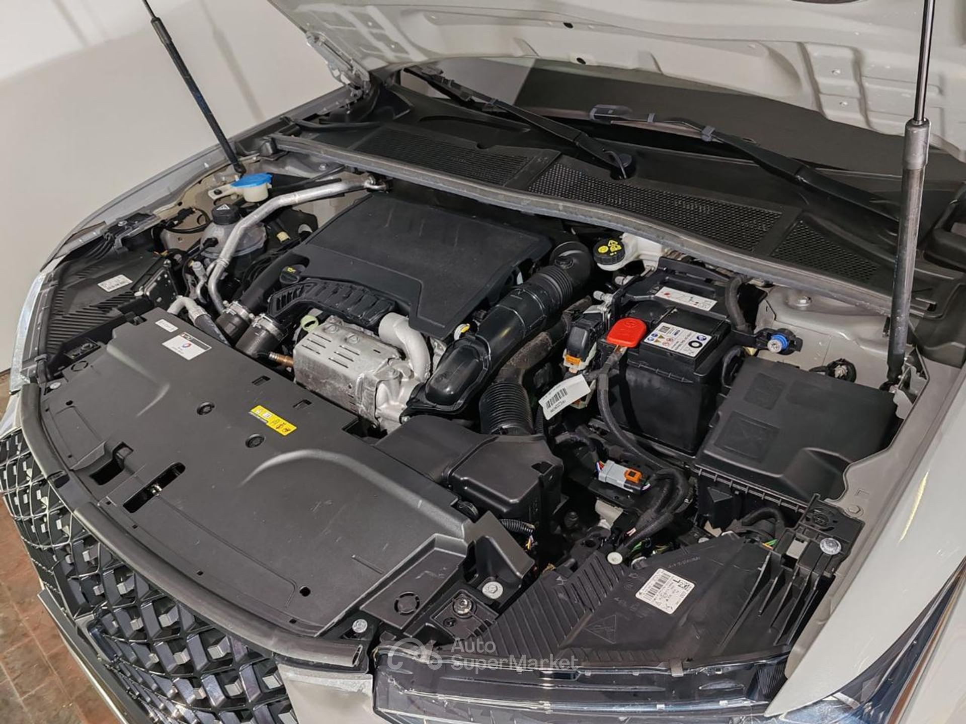 DS Automobiles DS 4