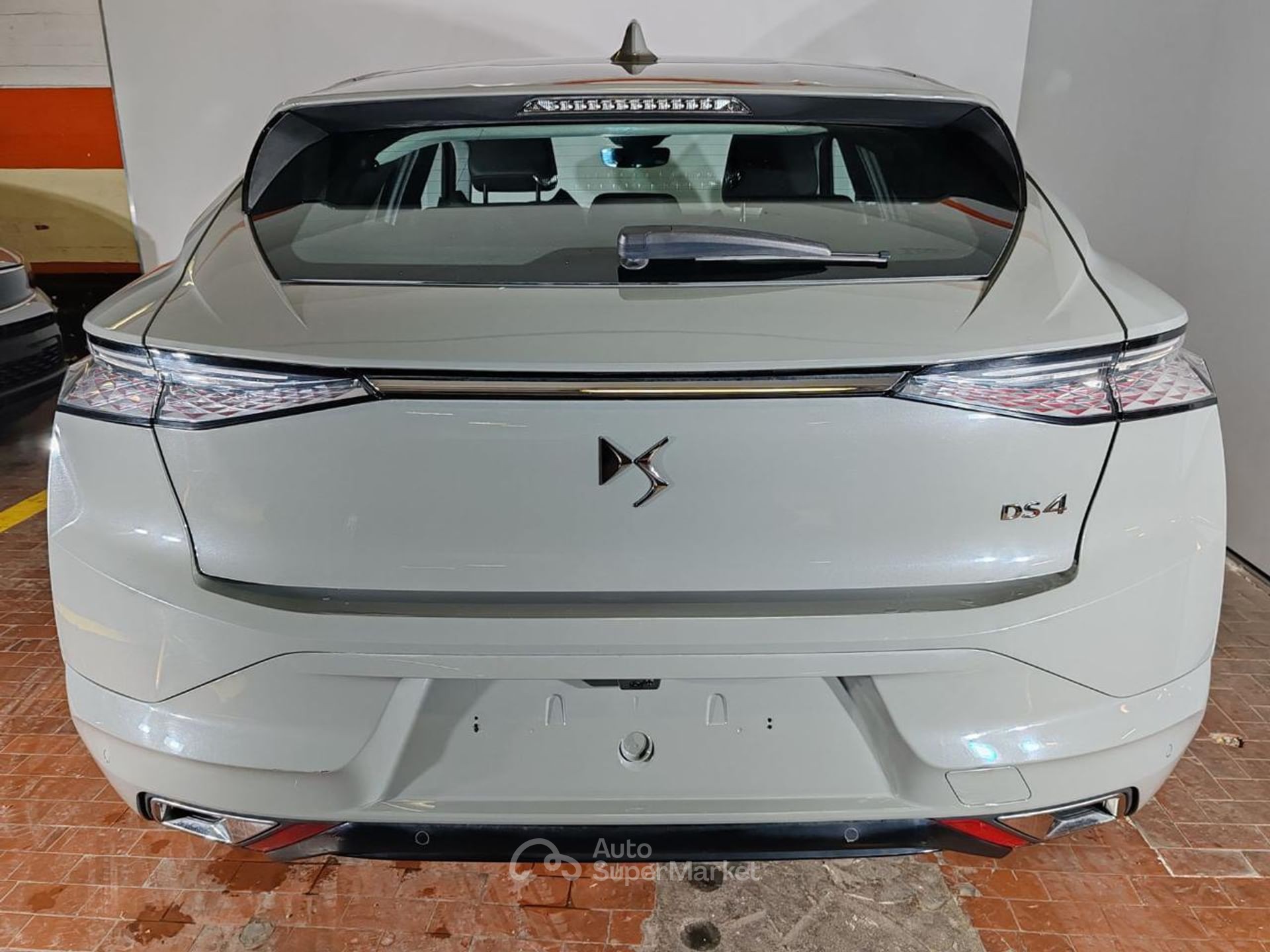 DS Automobiles DS 4