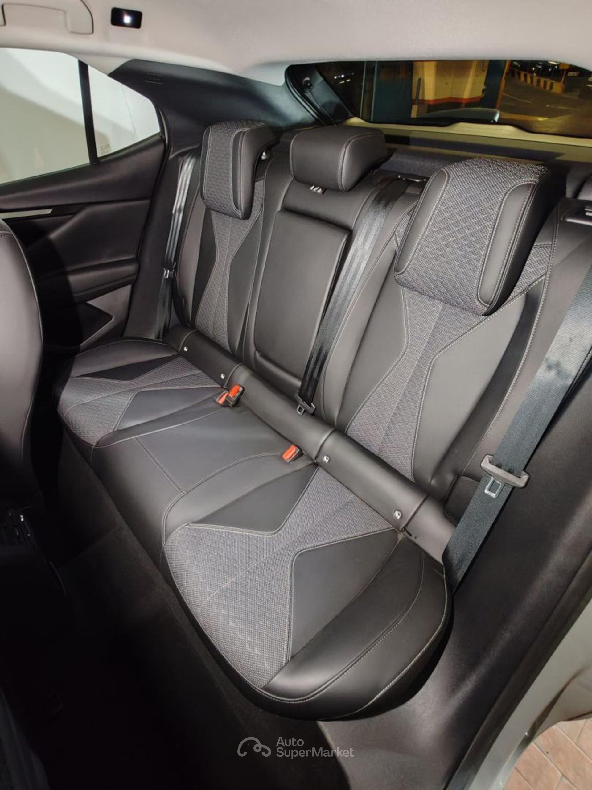 DS Automobiles DS 4