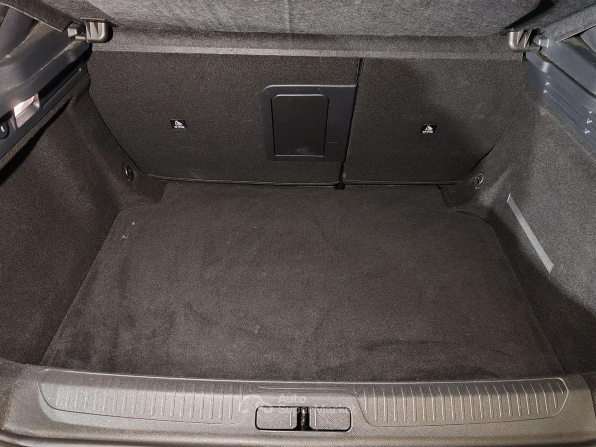 DS Automobiles DS 4