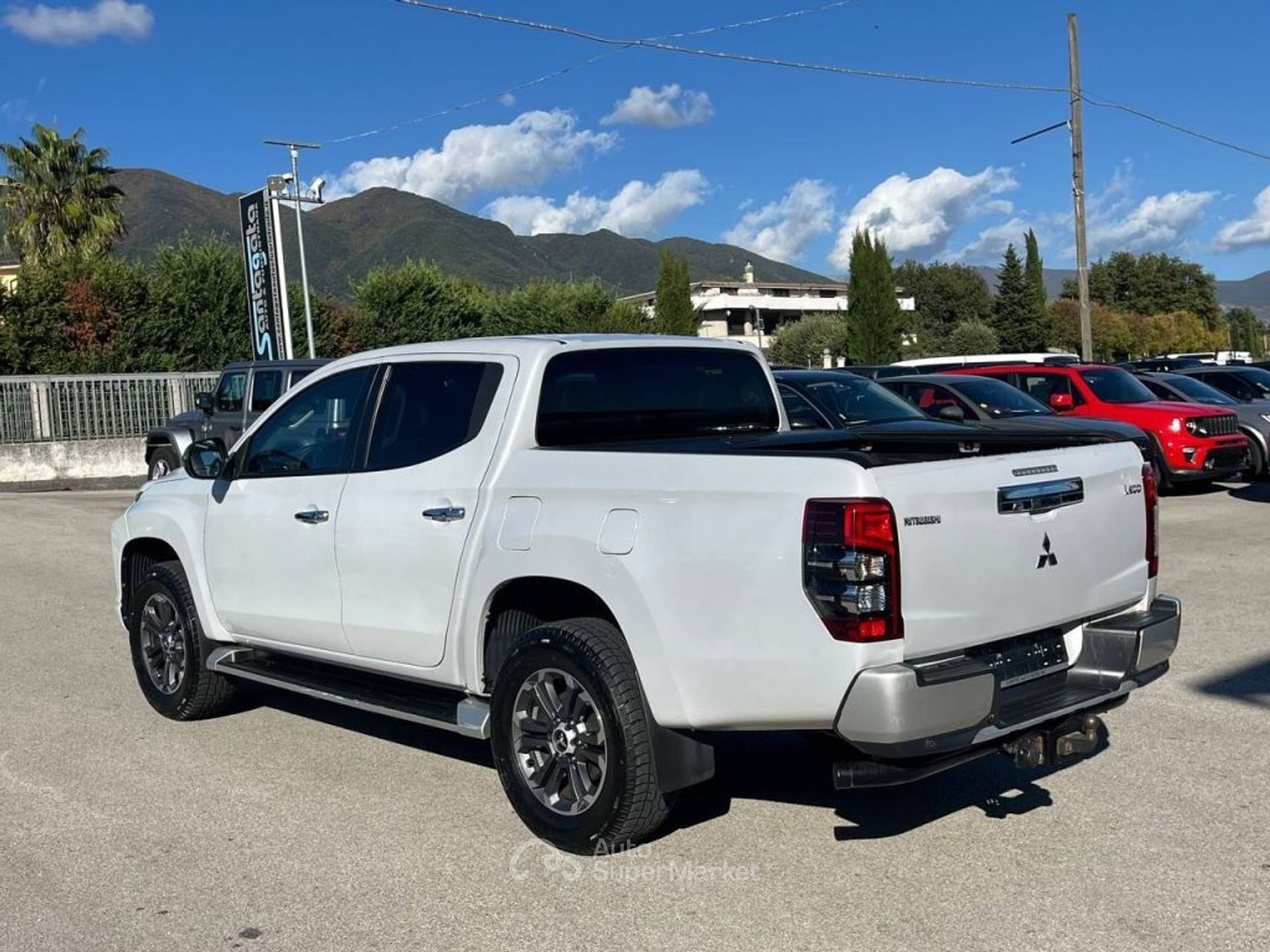 Mitsubishi L200